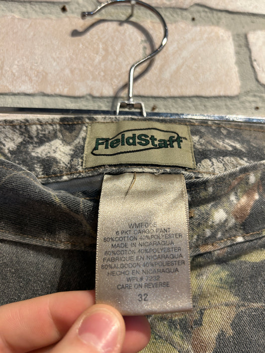 Vintage Camo Shorts 32