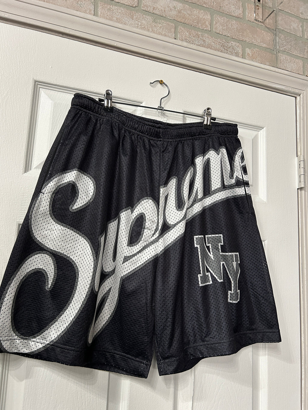 Supreme NY Mesh Shorts L