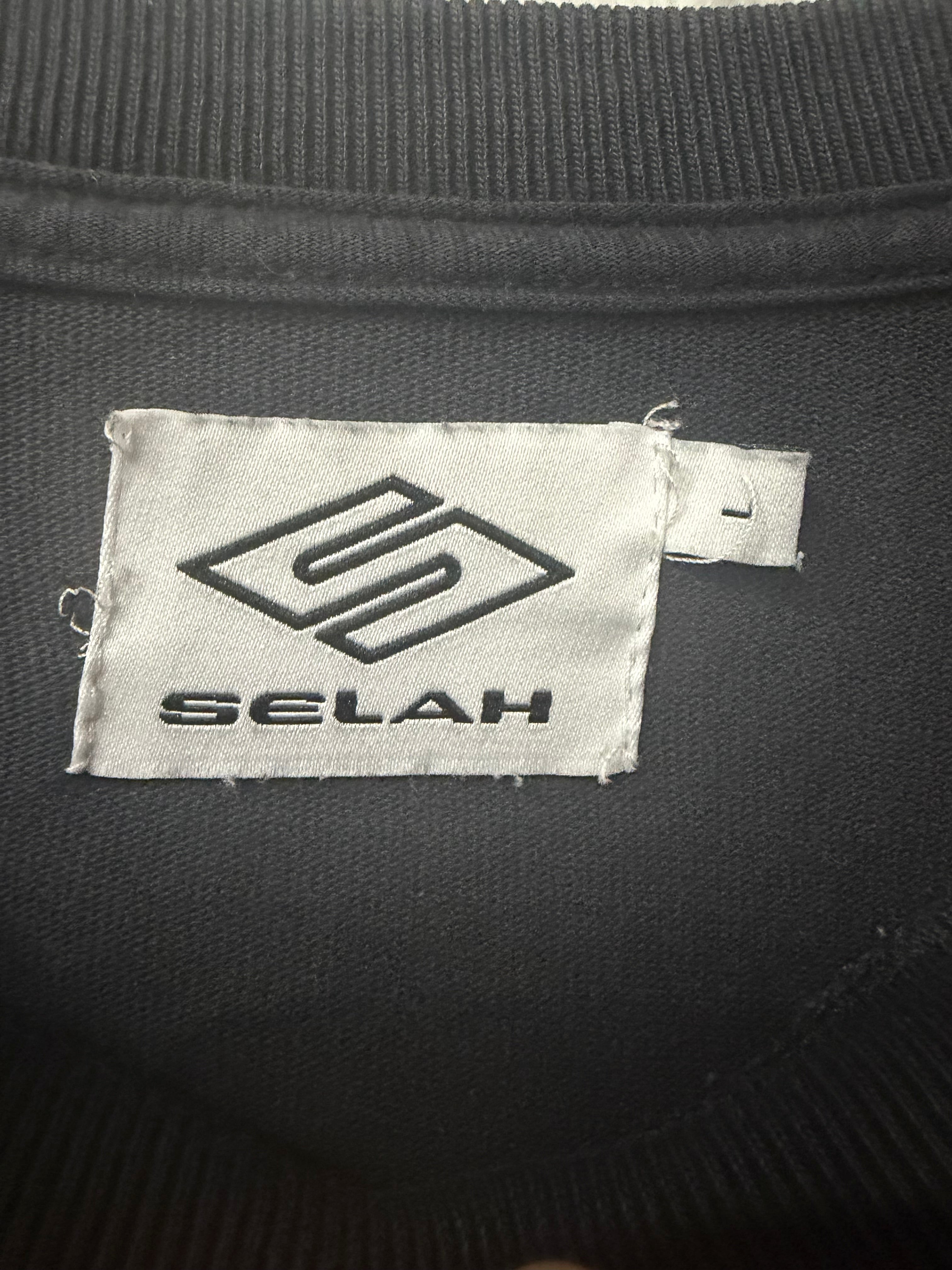 Selah Tee L