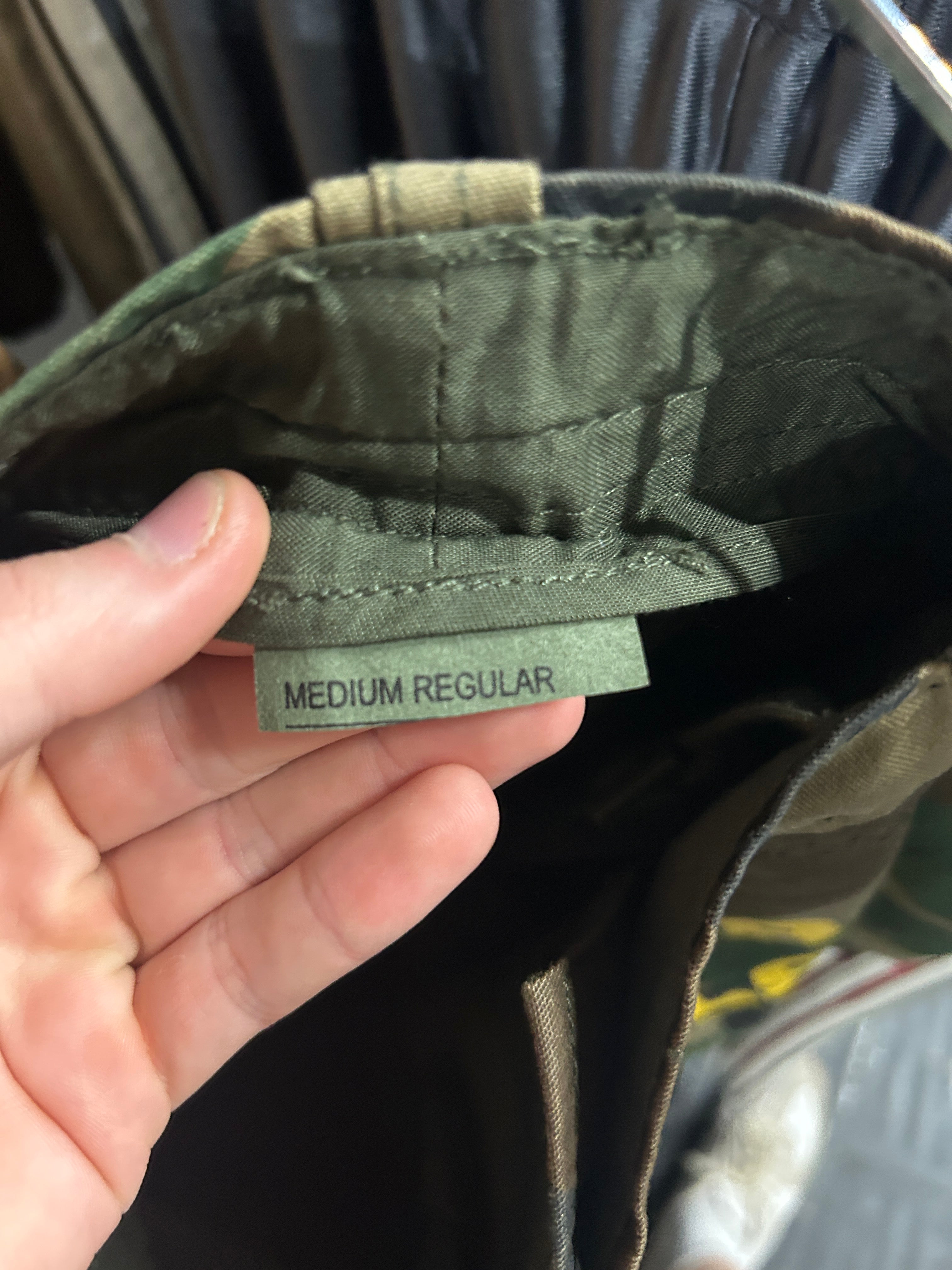 Gvgallery/Raspberry Hills Camo Shorts M