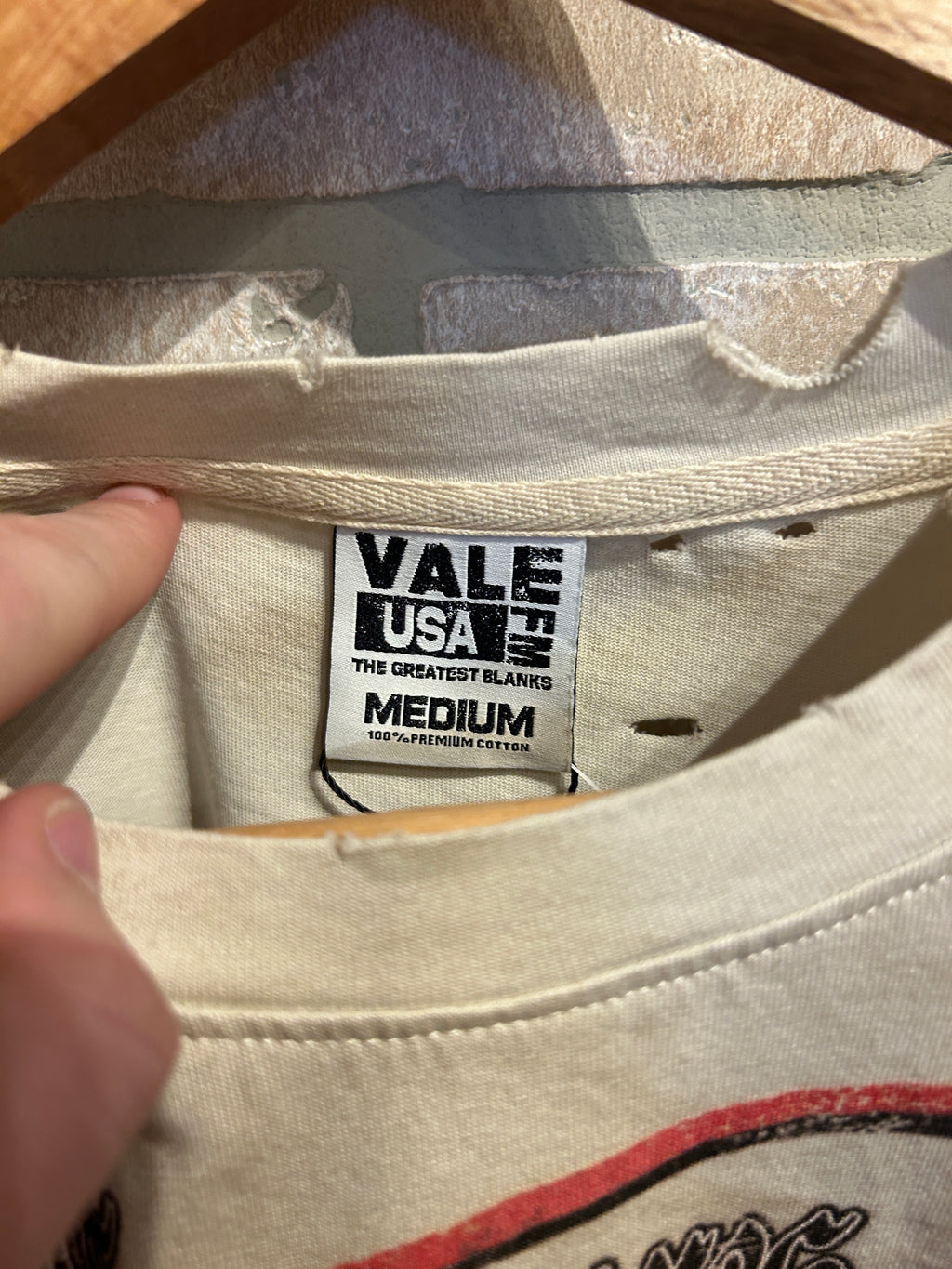 Vale Tee