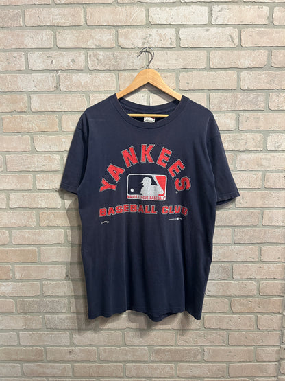 Vintage NY Yankees Tee L