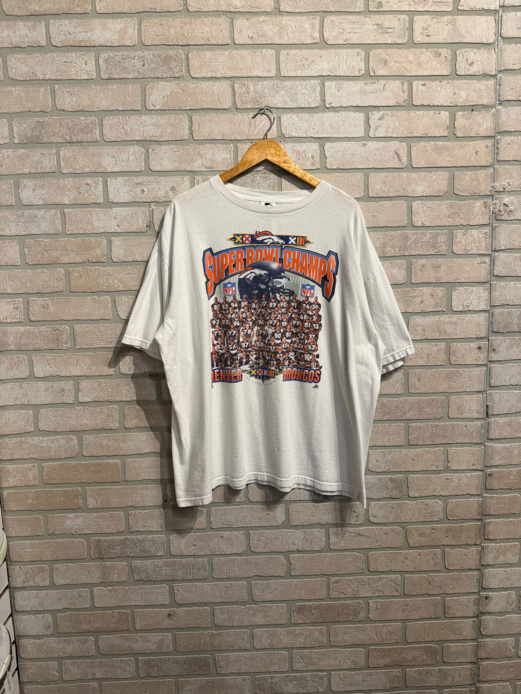 Vintage Denver Broncos Tee XL