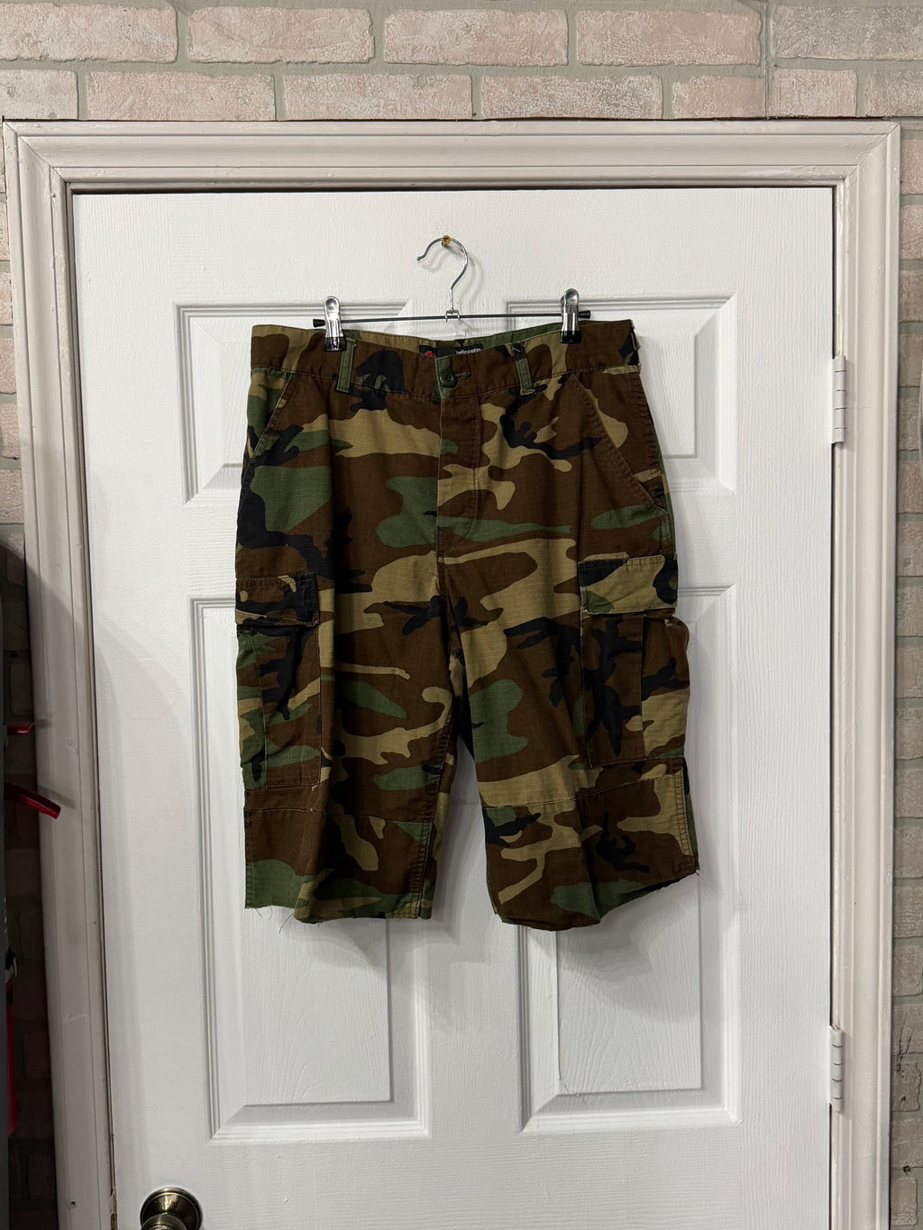 Military Camo Shorts 32W