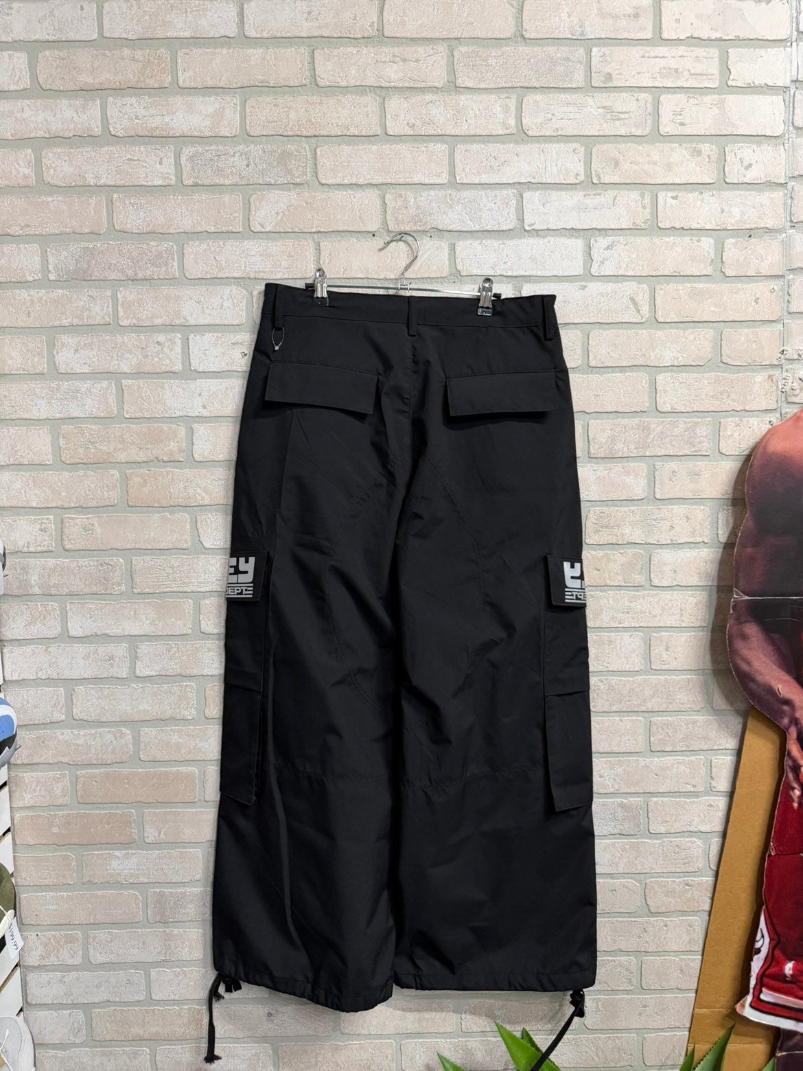 Vale Track pants 34