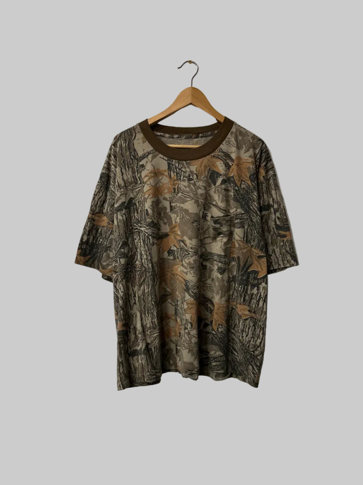 Vintage 90’s Camo Tee L