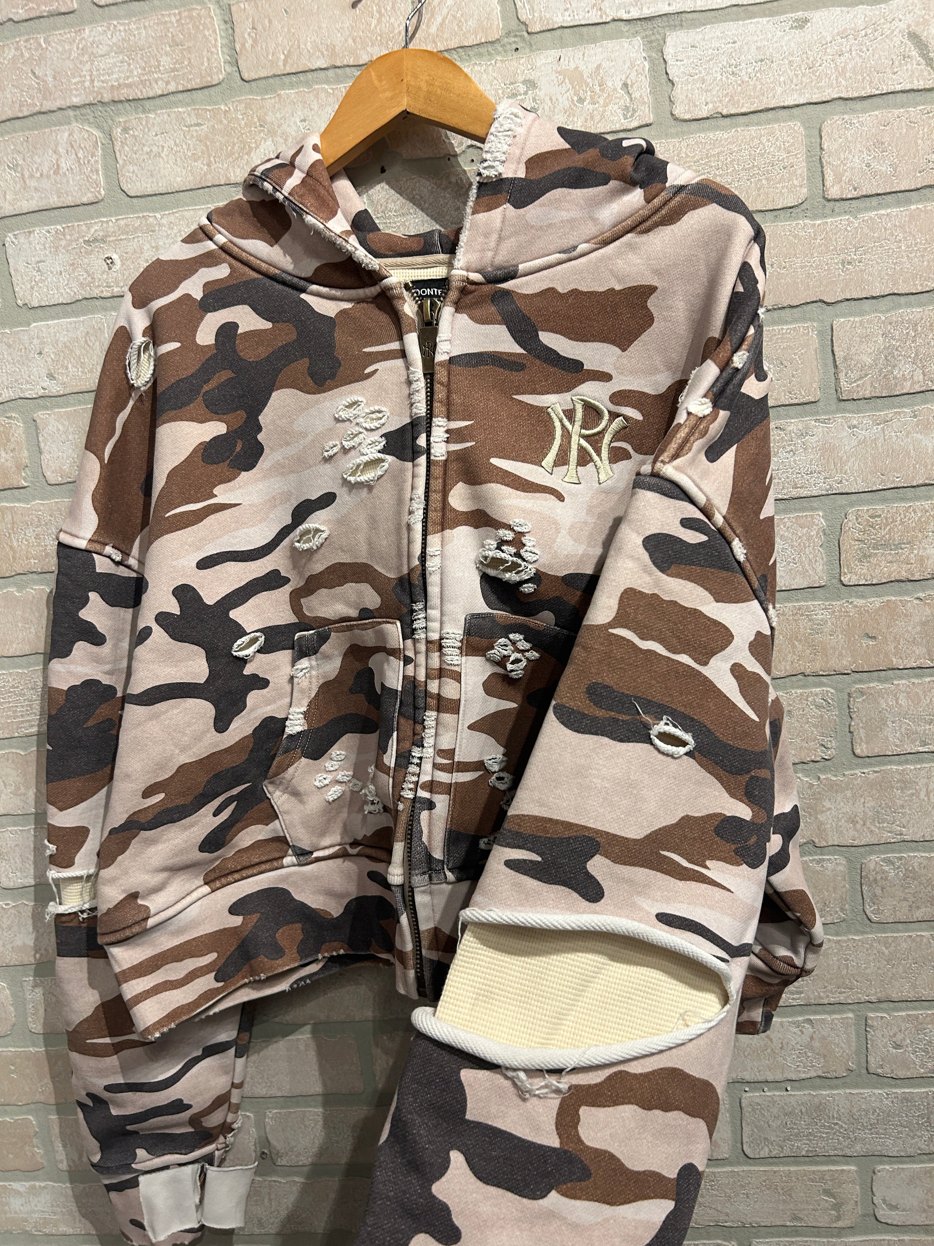 N’oublie Pas Camo Hoodie