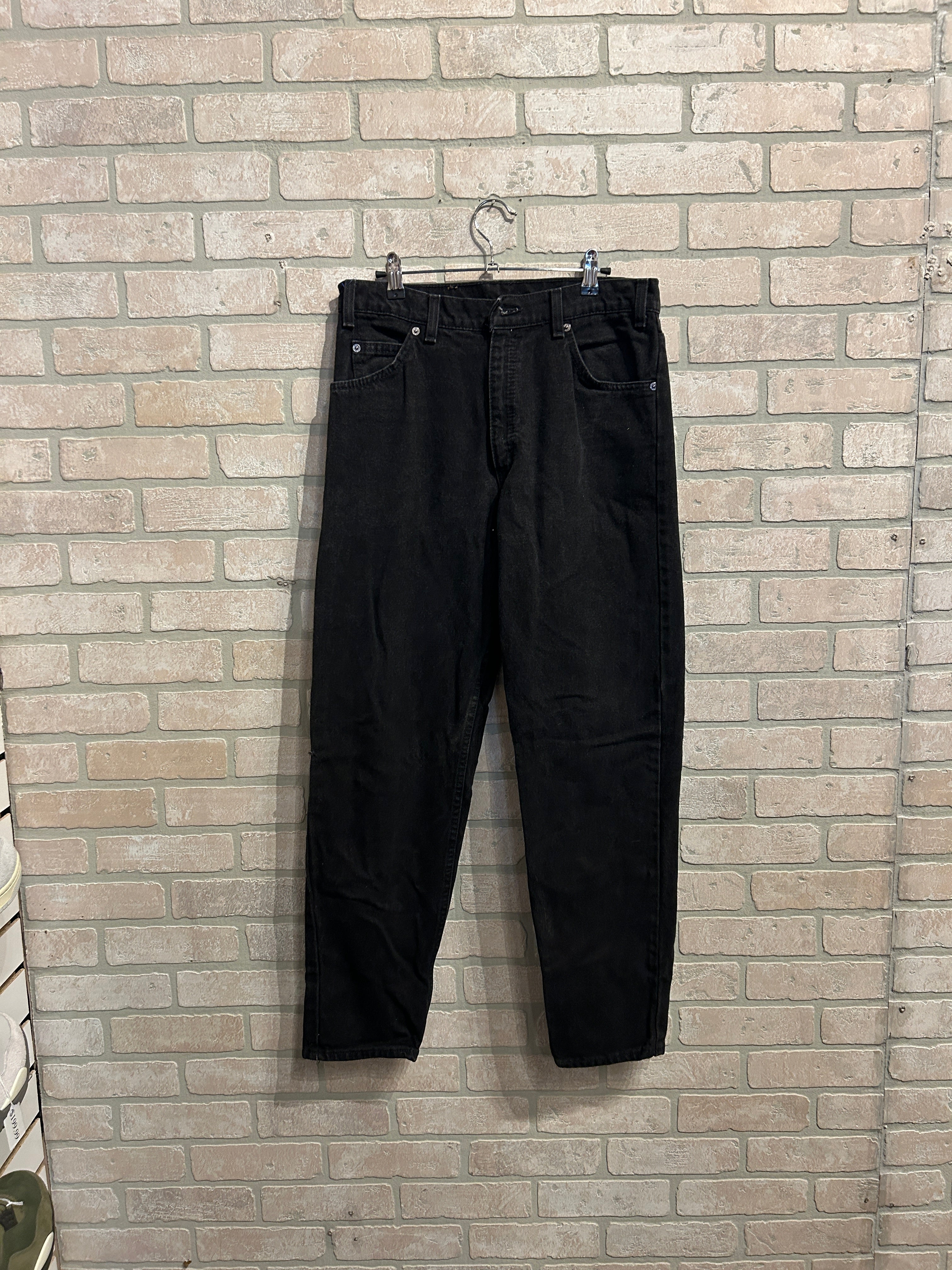 Vintage Orange Tab Levi’s 33x30