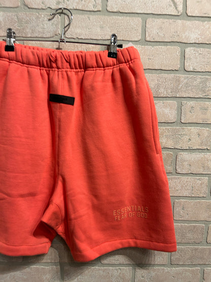 Essentials Shorts S