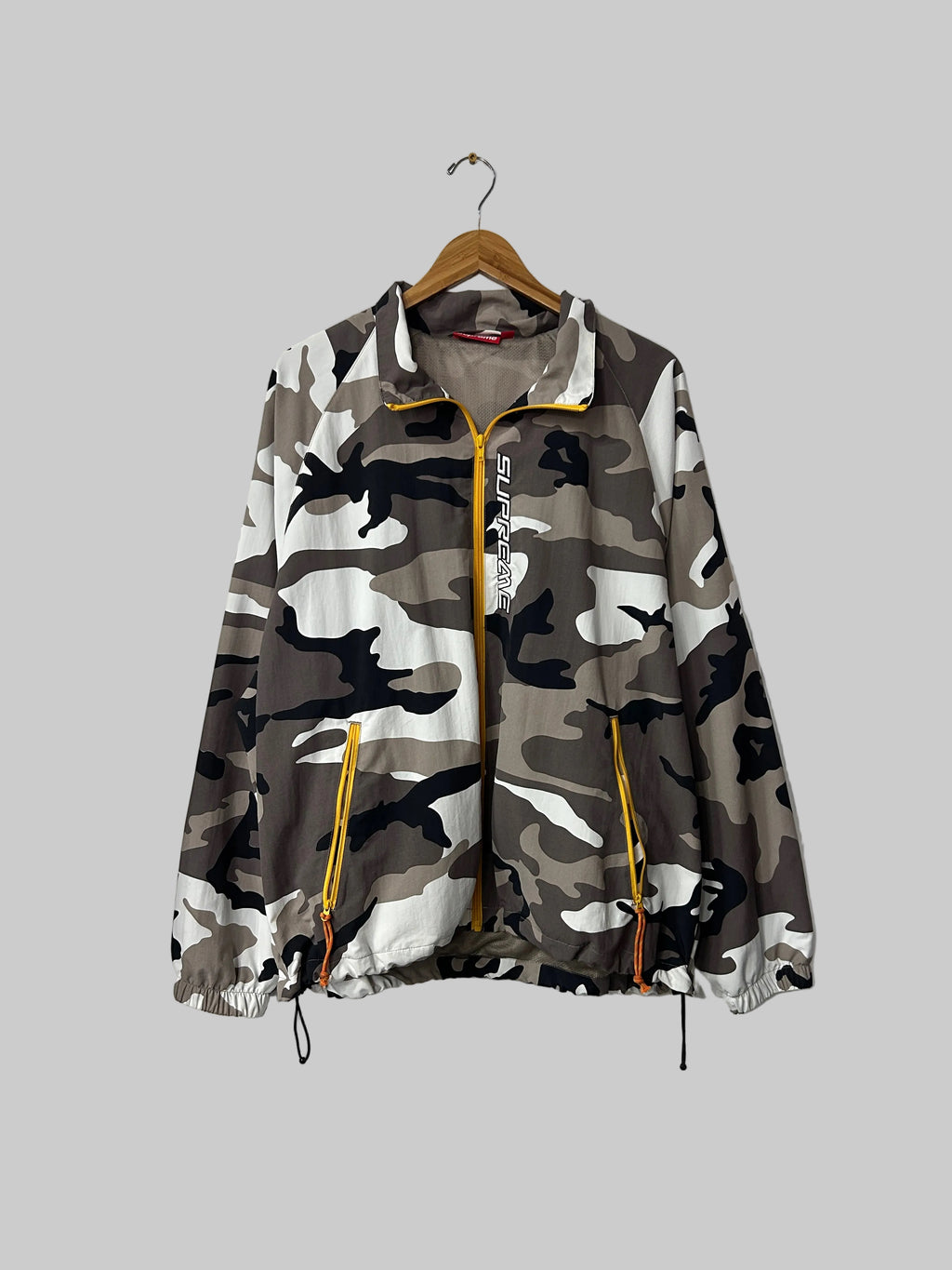 Supreme Camo Windbreaker L