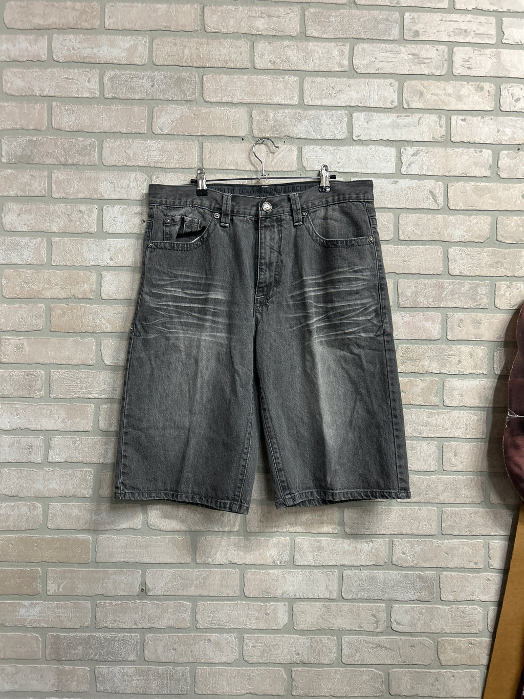 Vintage y2k Ecko Jean Shorts 34