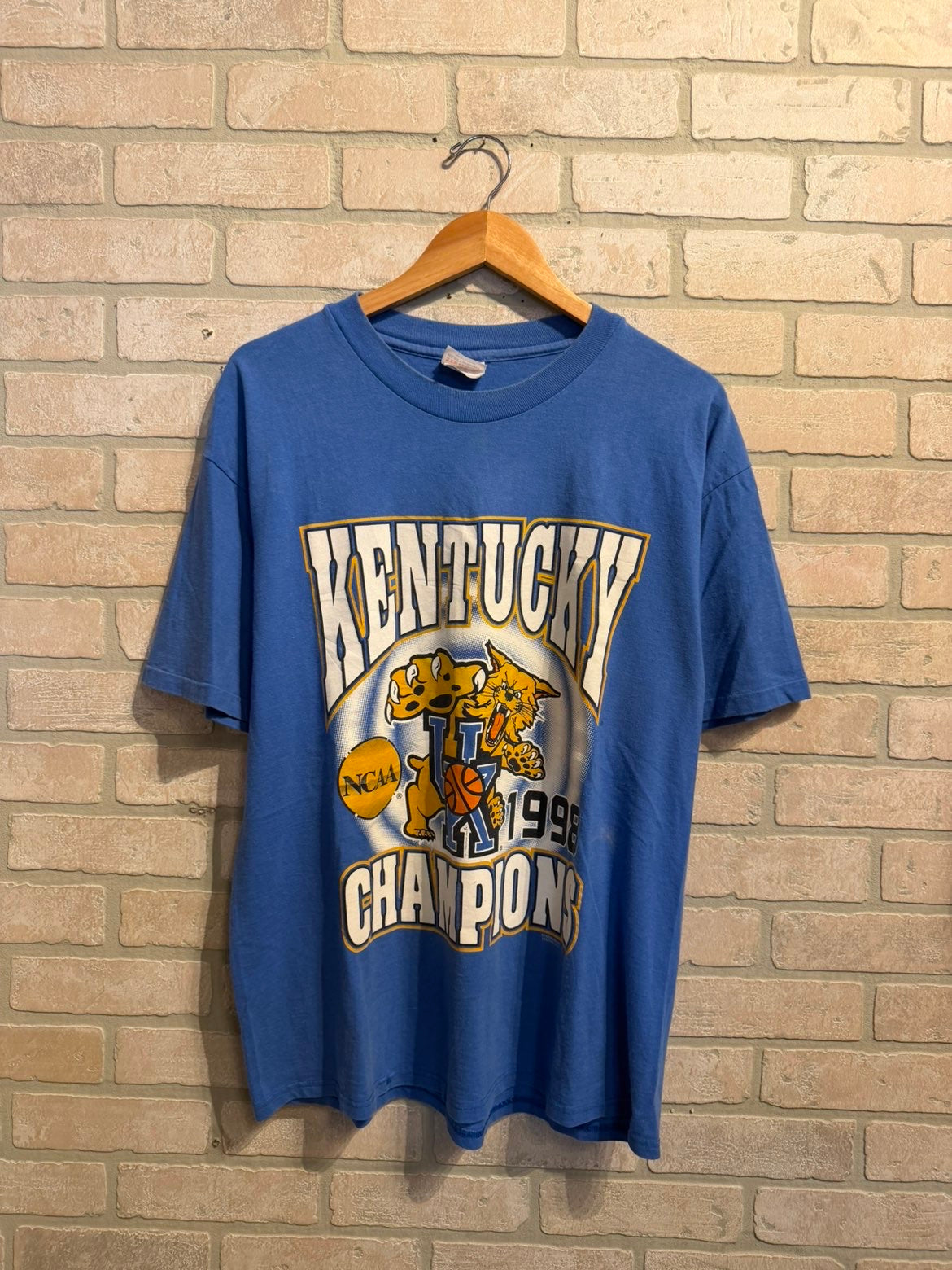Vintage Kentucky Tee L