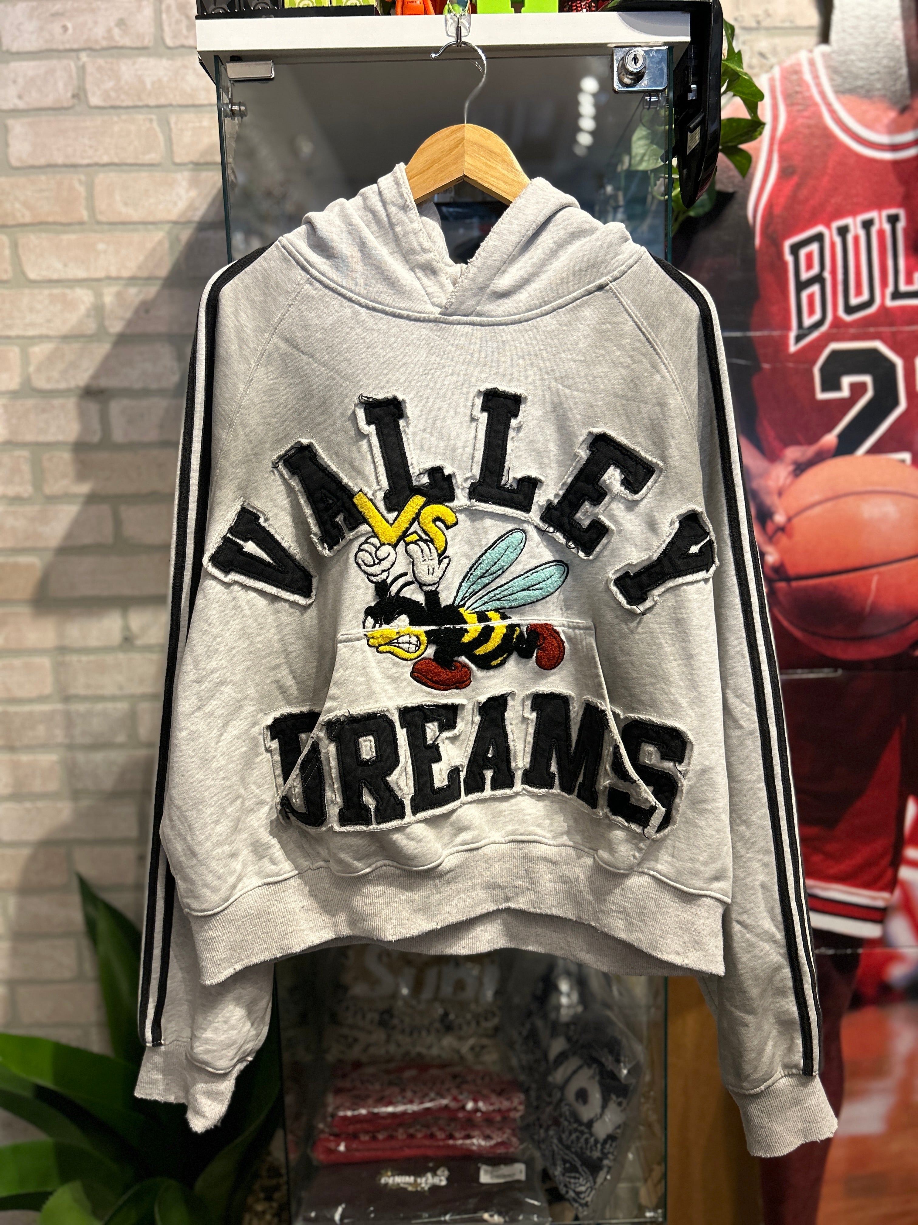 Vale Hoodie M & XXL
