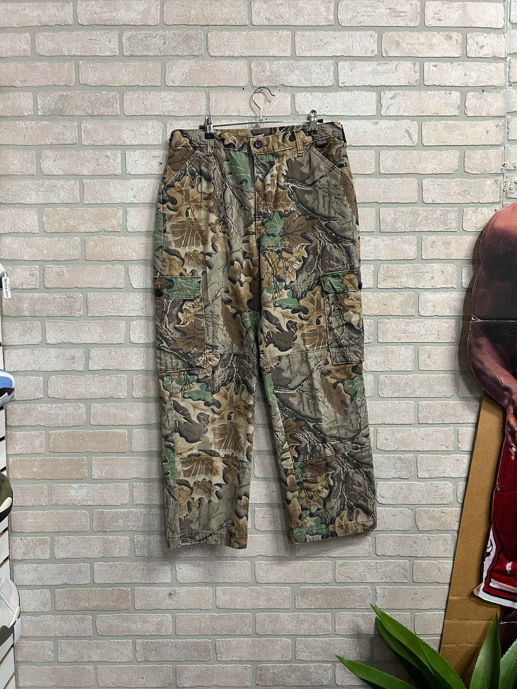Vintage Camo Cargo Pants 34