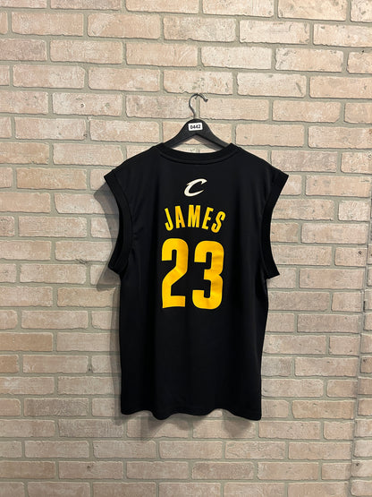 Lebron James Cavs Jersey M