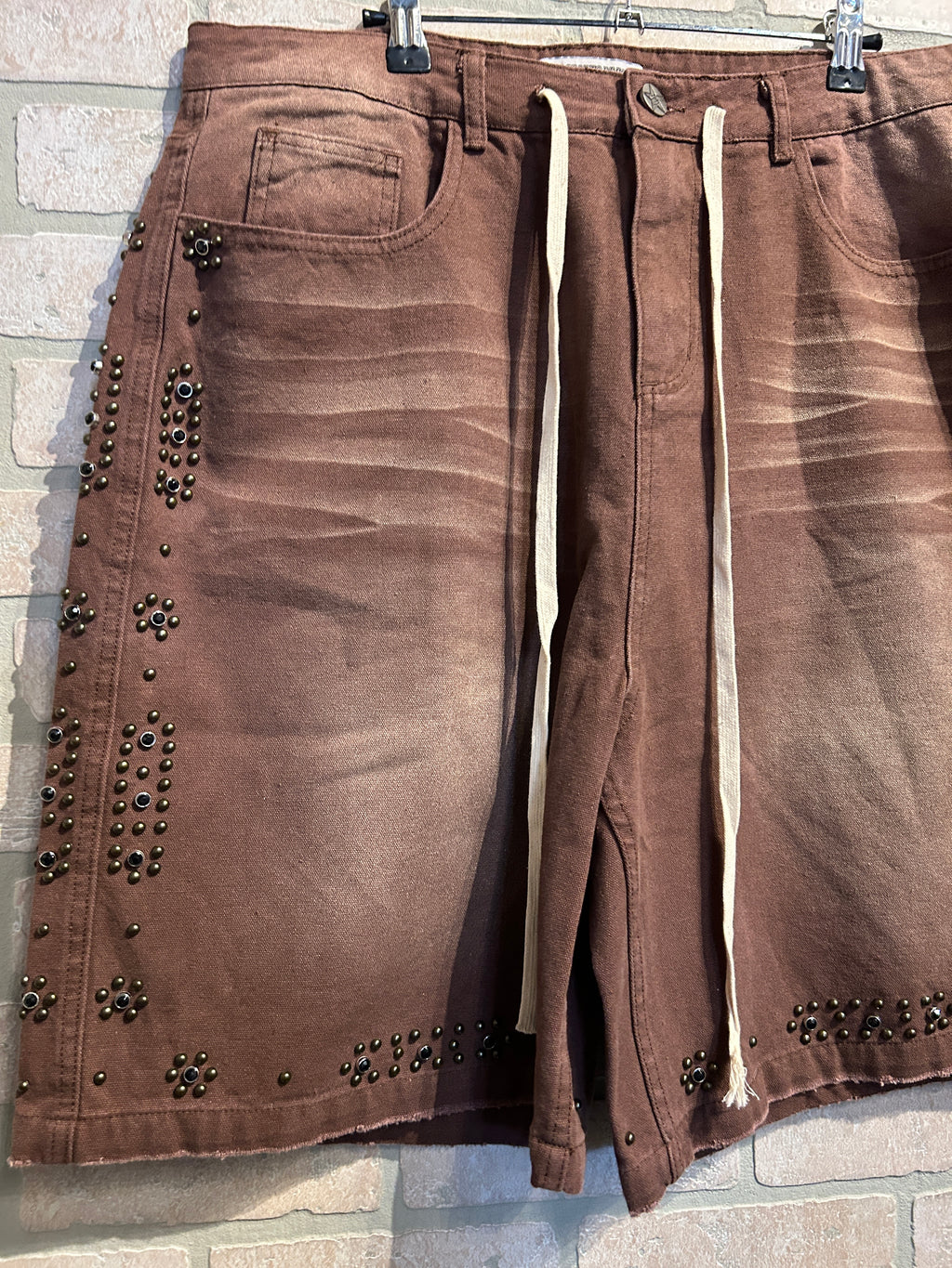 Vale Studded Shorts 32