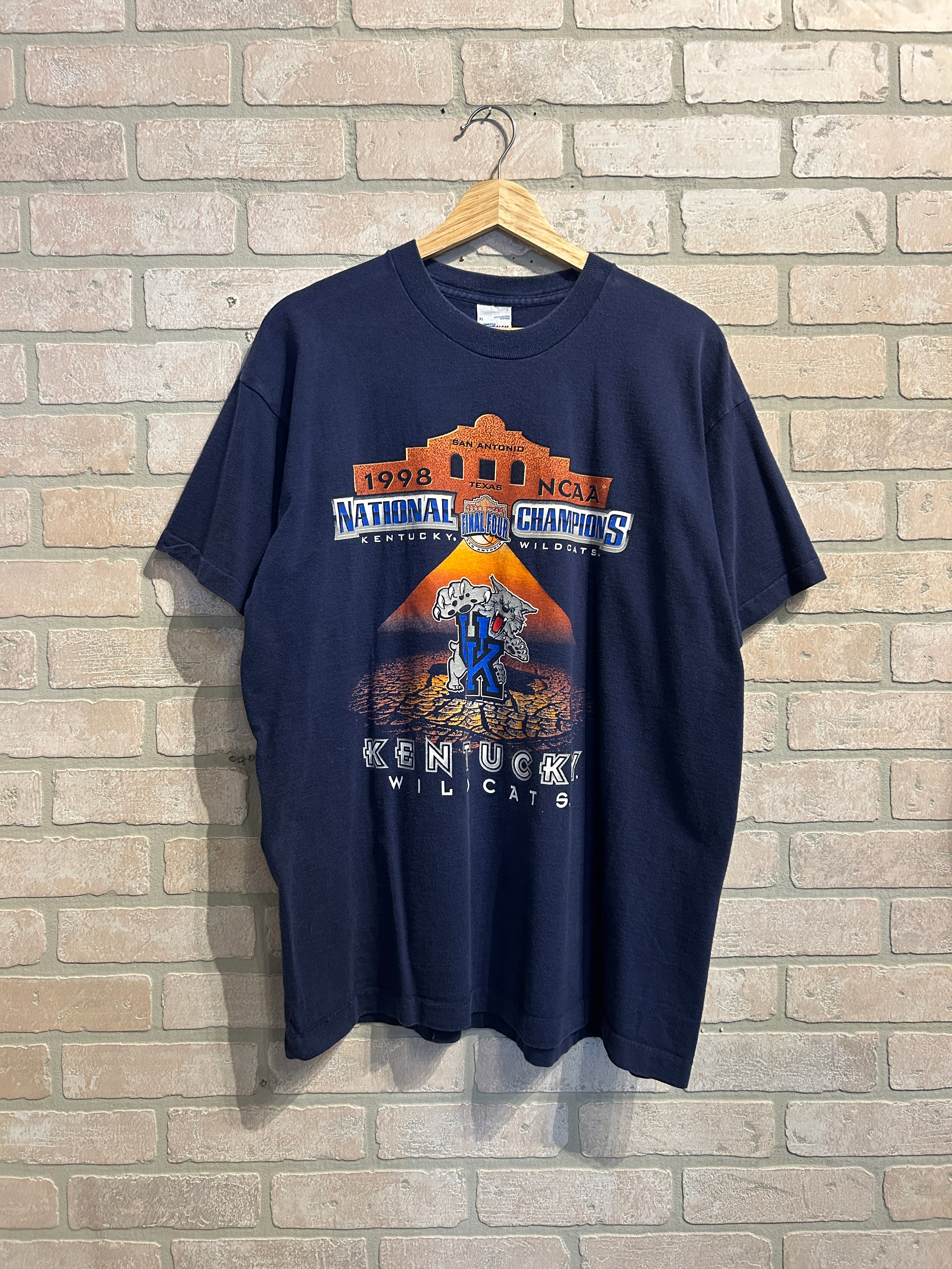Vintage Kentucky Wildcats Tee XL