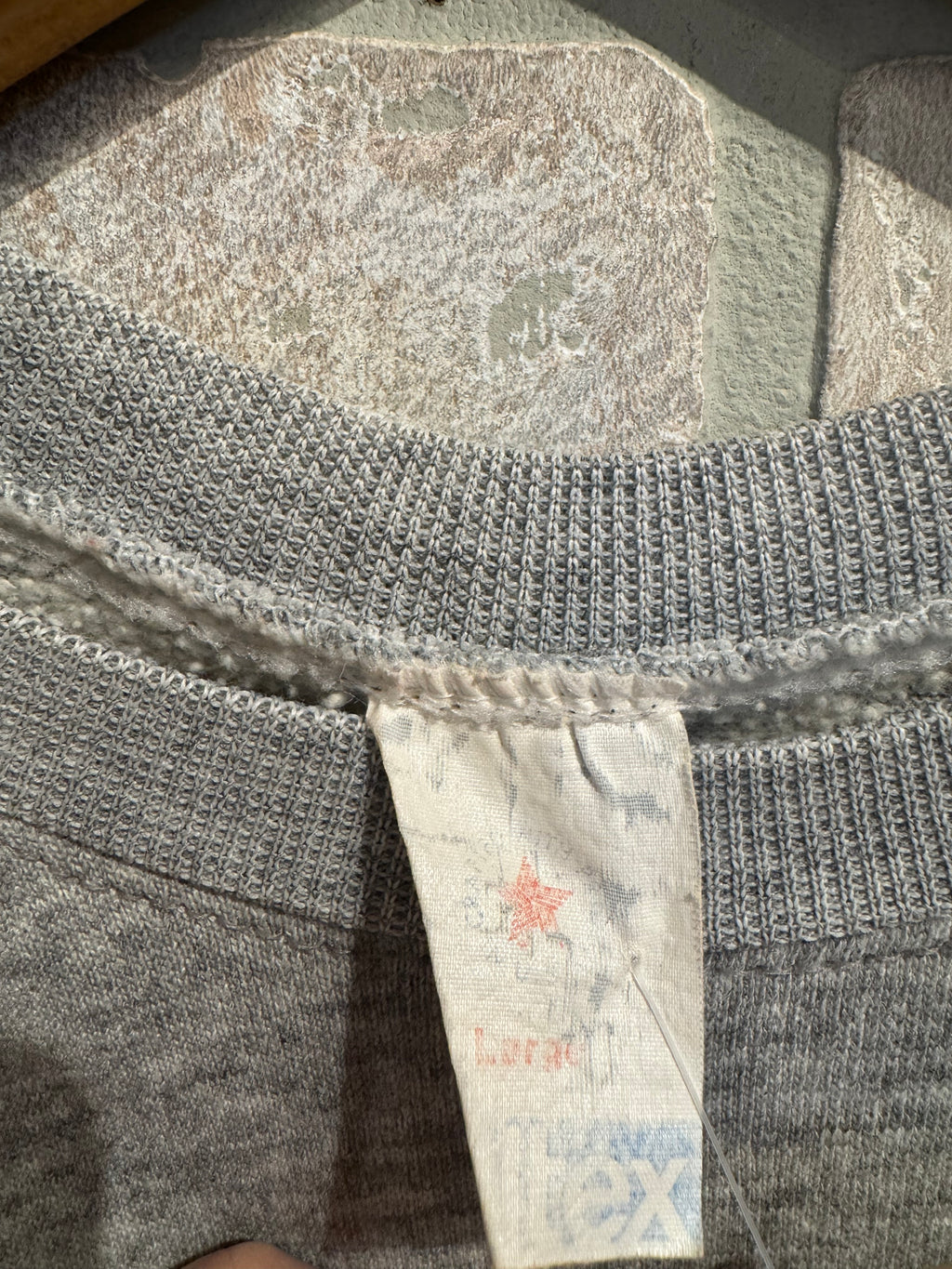 Vintage 80’s Smithsonian Crewneck S