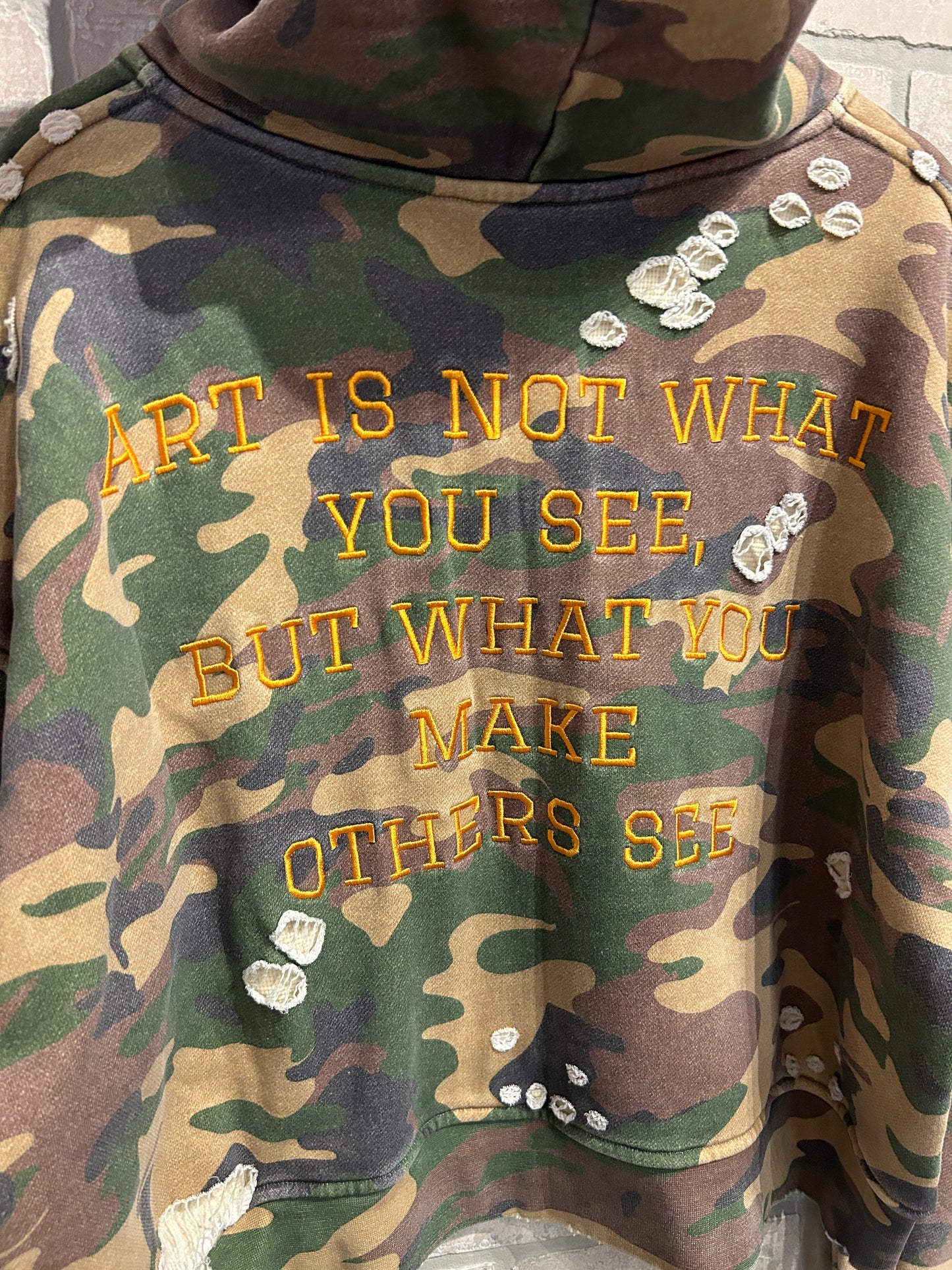 N’OUBLIE PAS Camo Hoodie