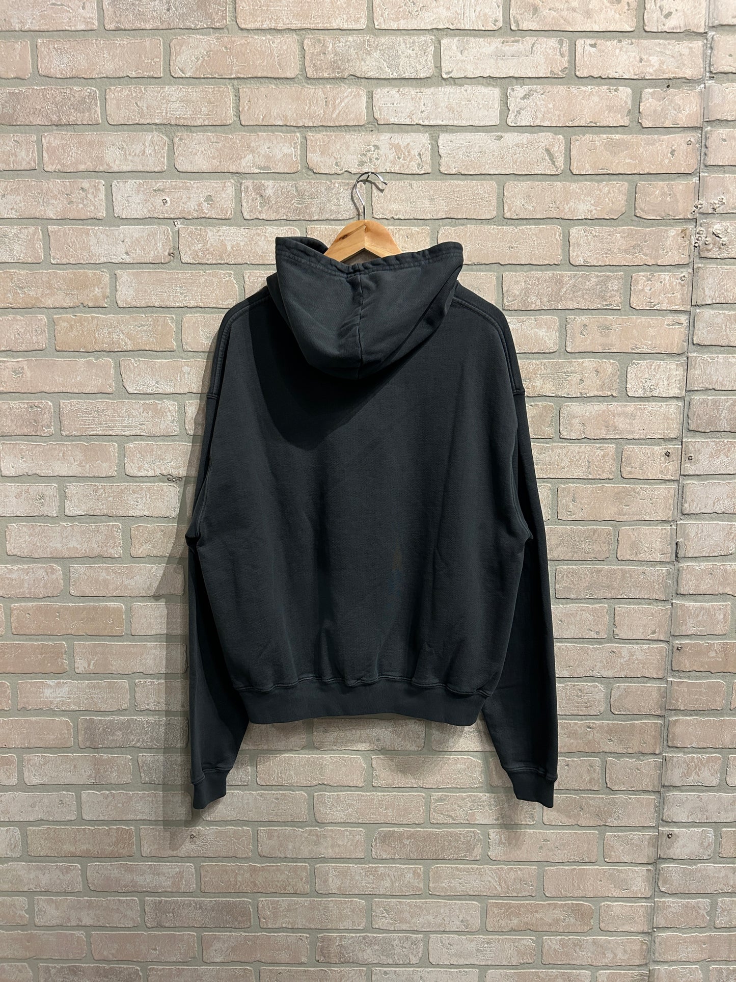 Bravest Studios Hoodie M