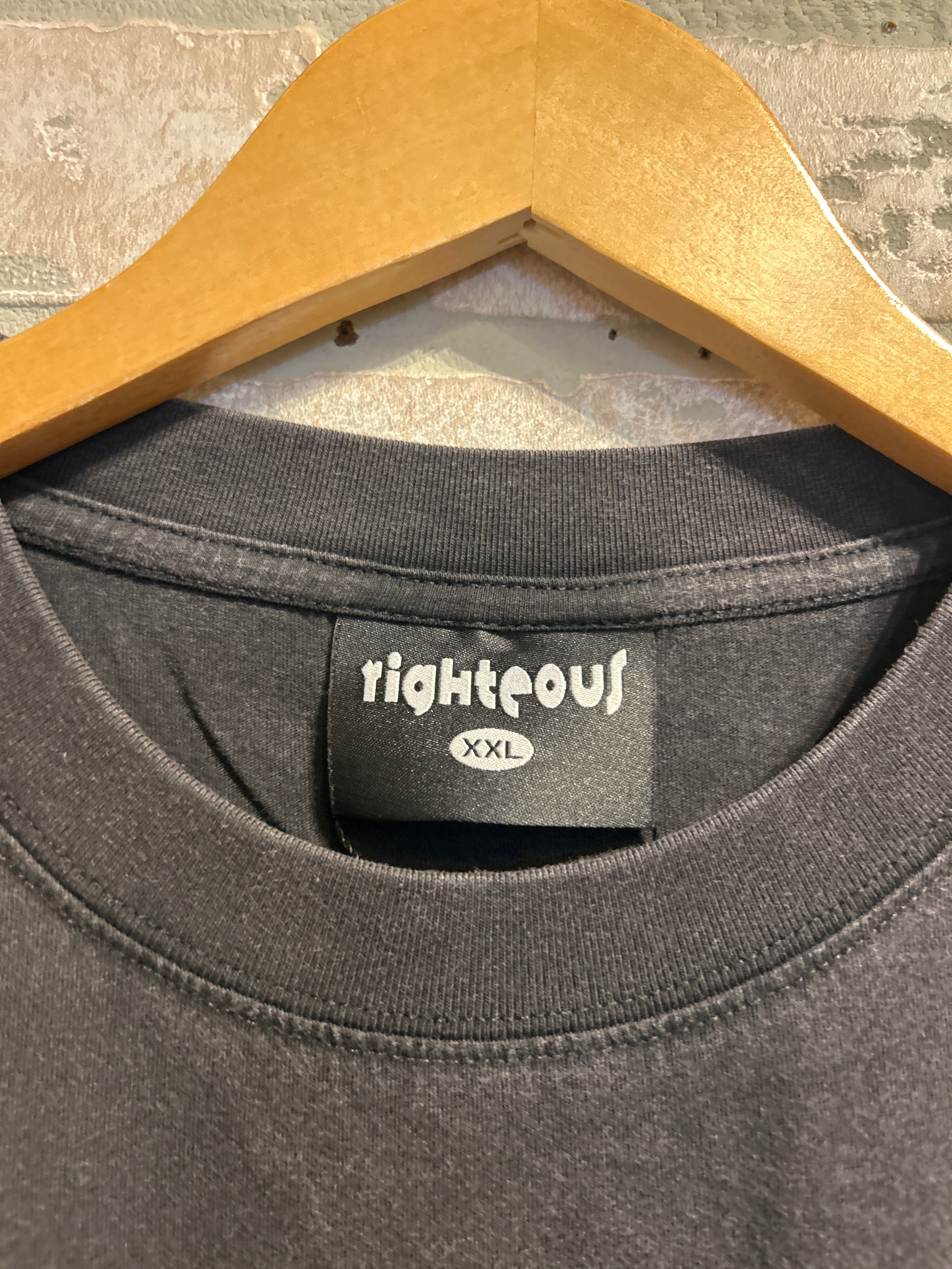 Righteous Tee XXL