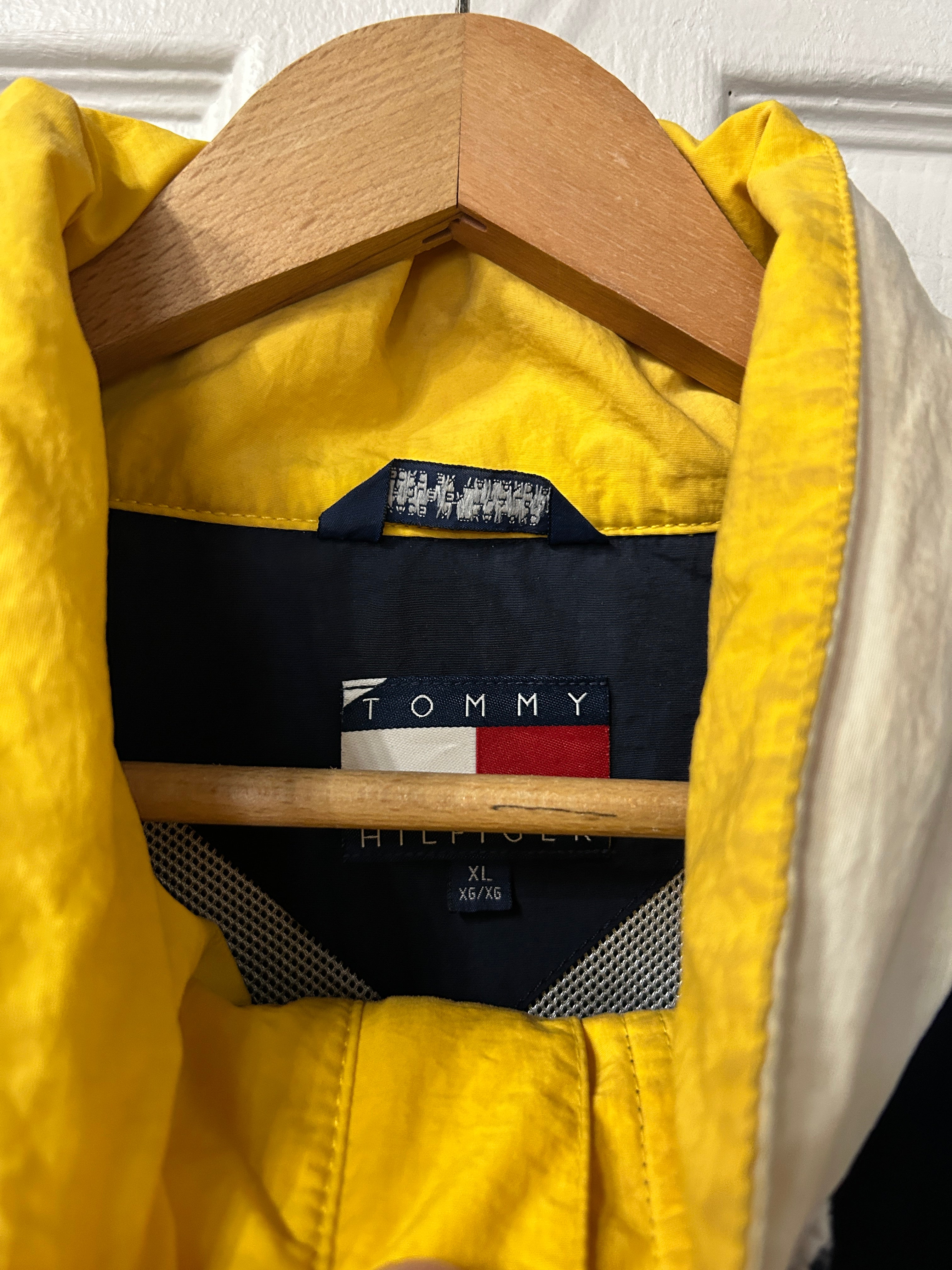 Vintage Tommy Hilfiger Jacket XL