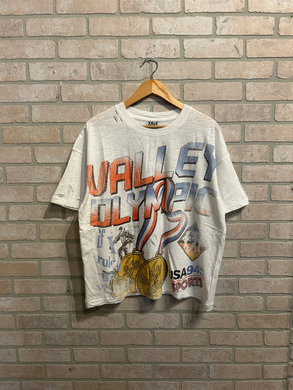 Vale Tee