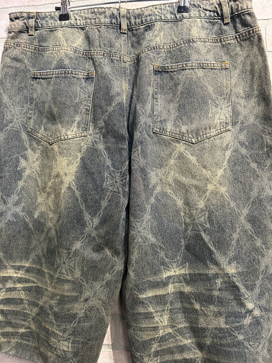 Vale Barbwire Jorts 38