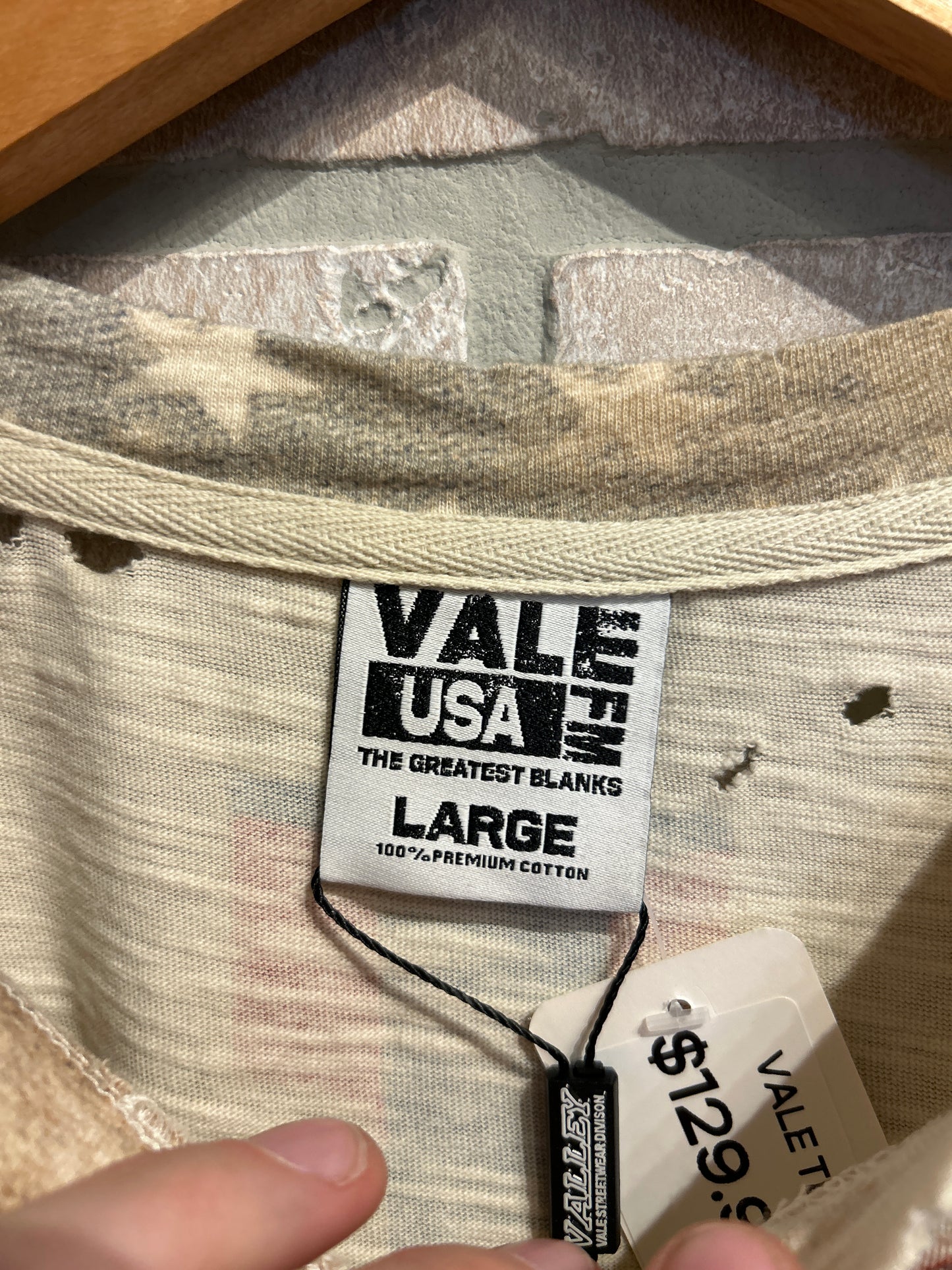 Vale Tee