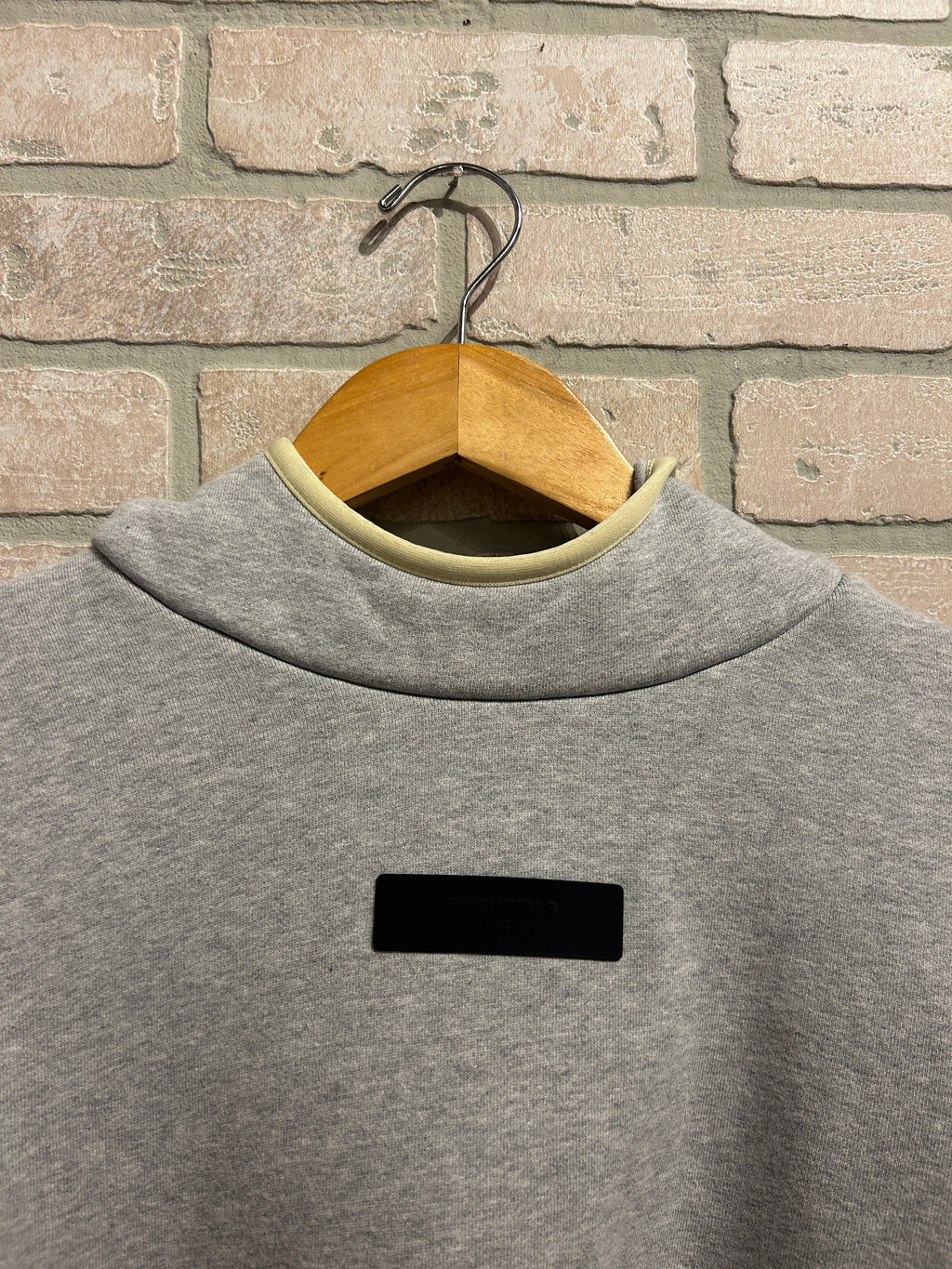 Essentials Hoodie L