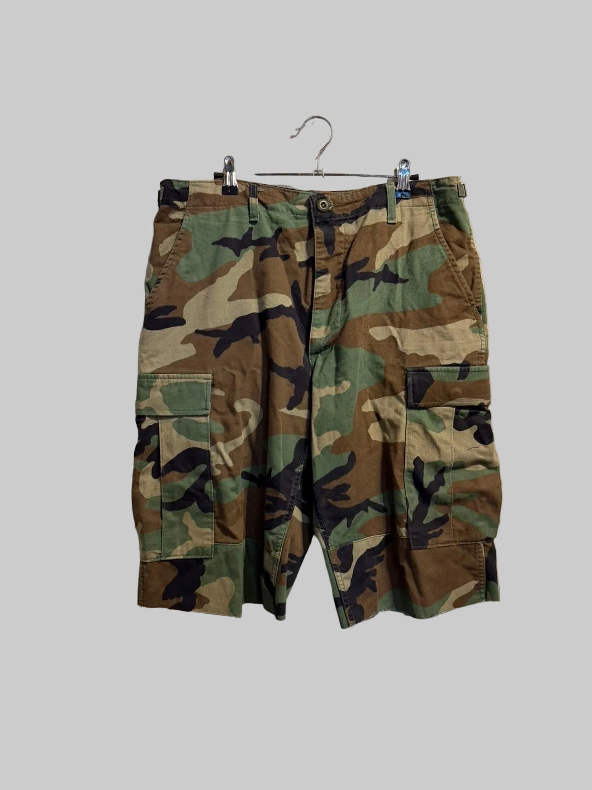 Vintage Camo Shorts 34