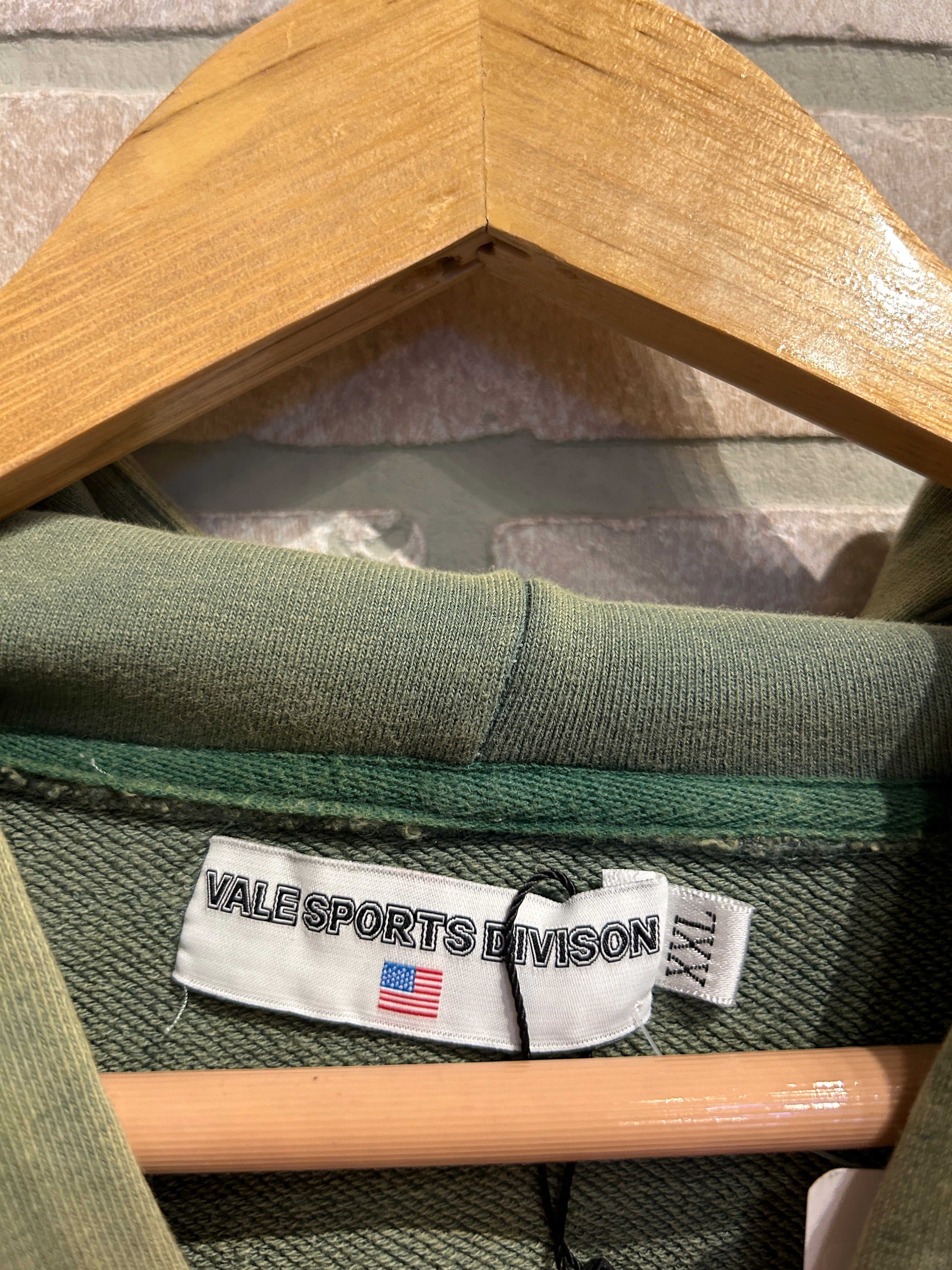 Vale Zip Hoodie