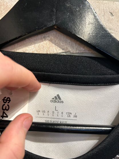 Juventus Soccer Jersey L