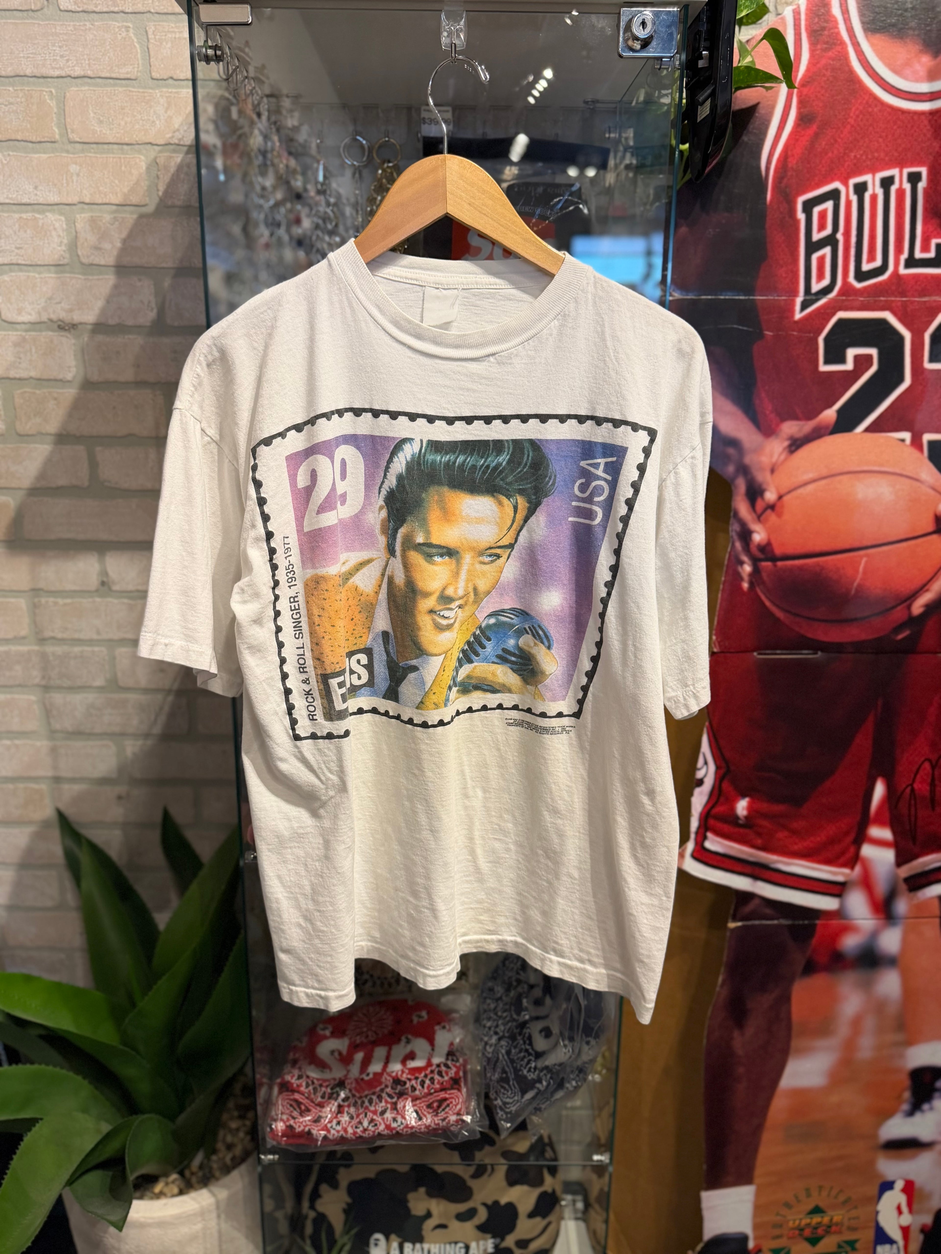 Vintage Elvis Tee L