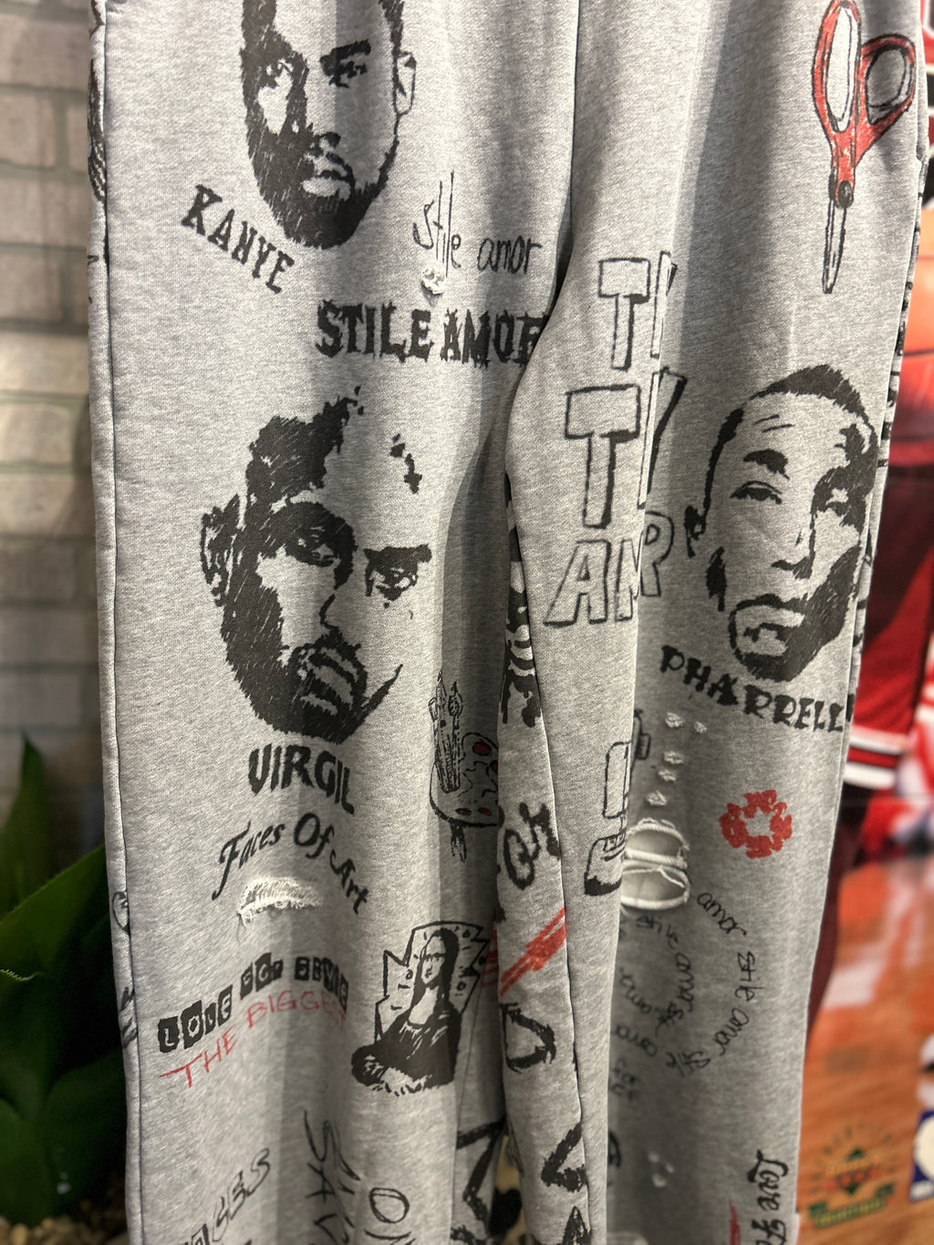 Stile De Amor Sweatpants XL