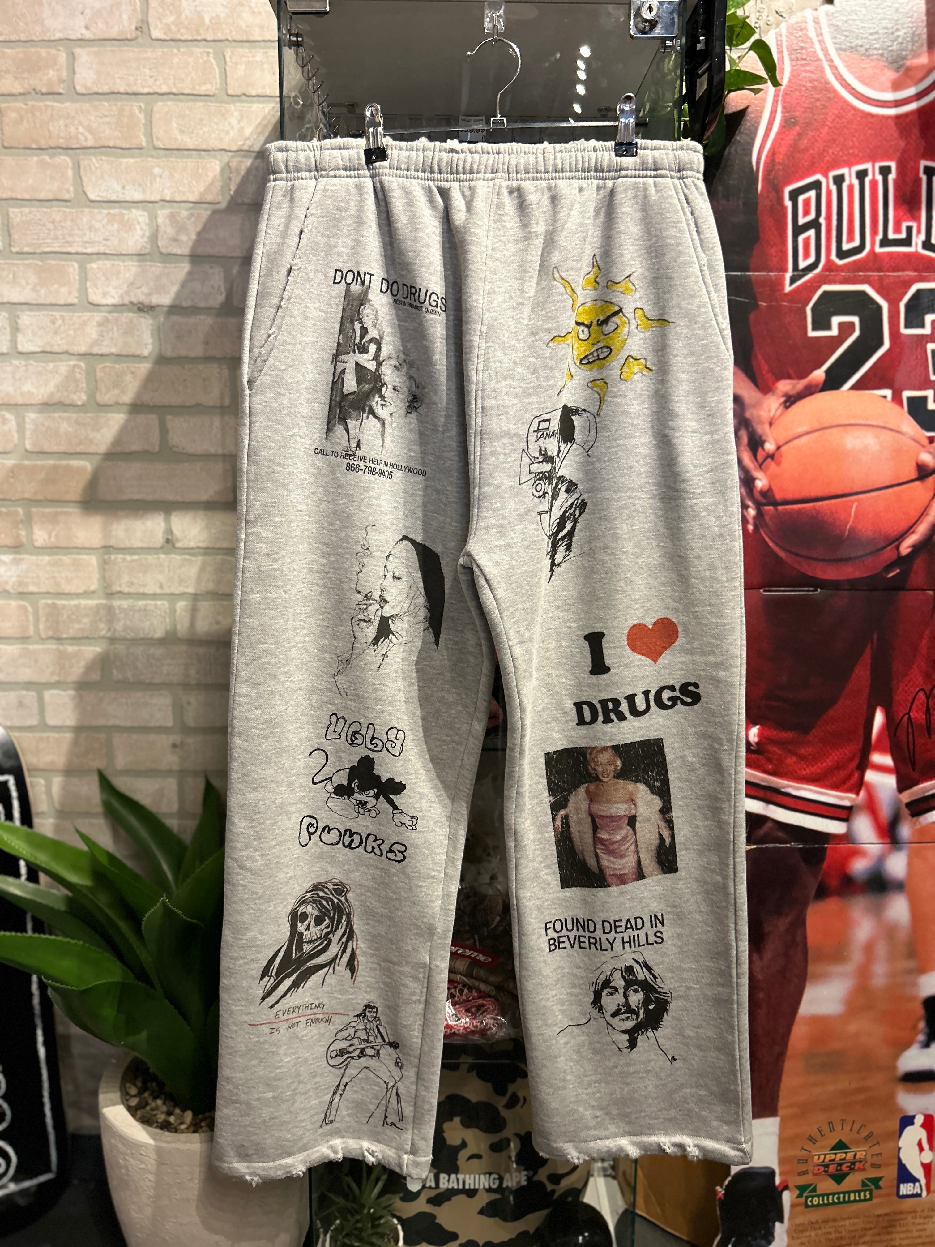 AMIS ET FLUERS Sweatpants XL & XXL