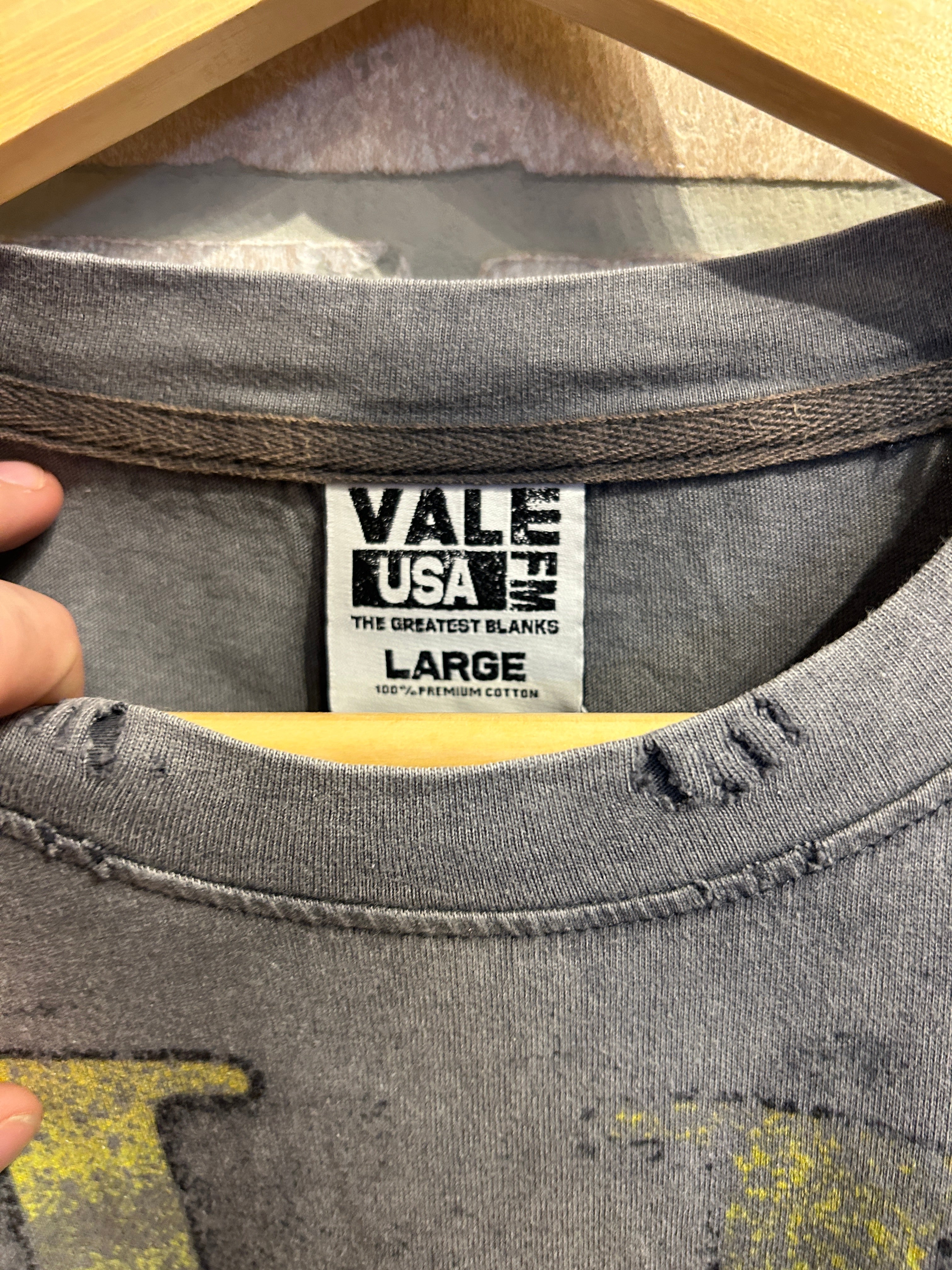 Vale Tee