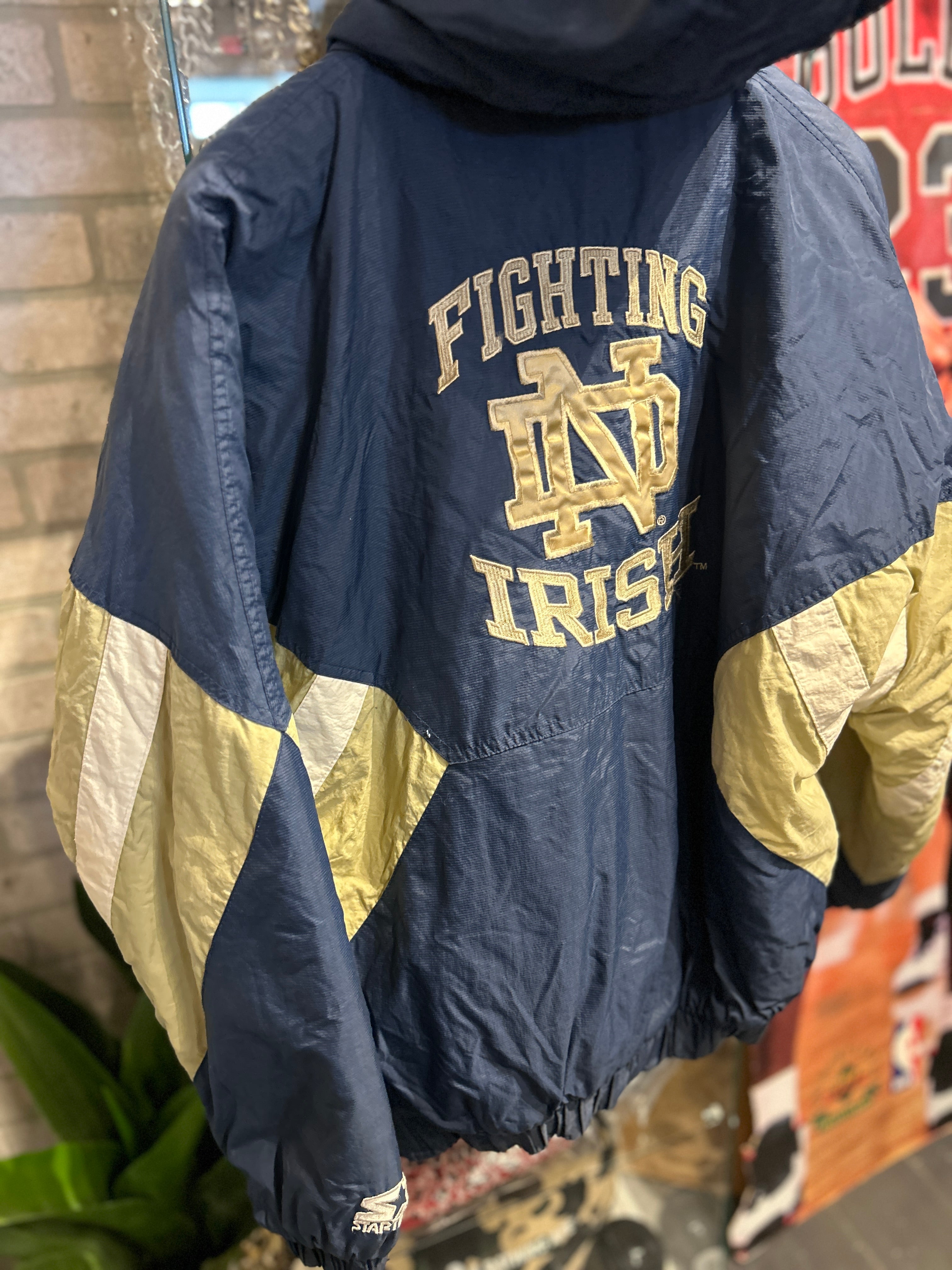 Vintage Notre Dame Starter Jacket M