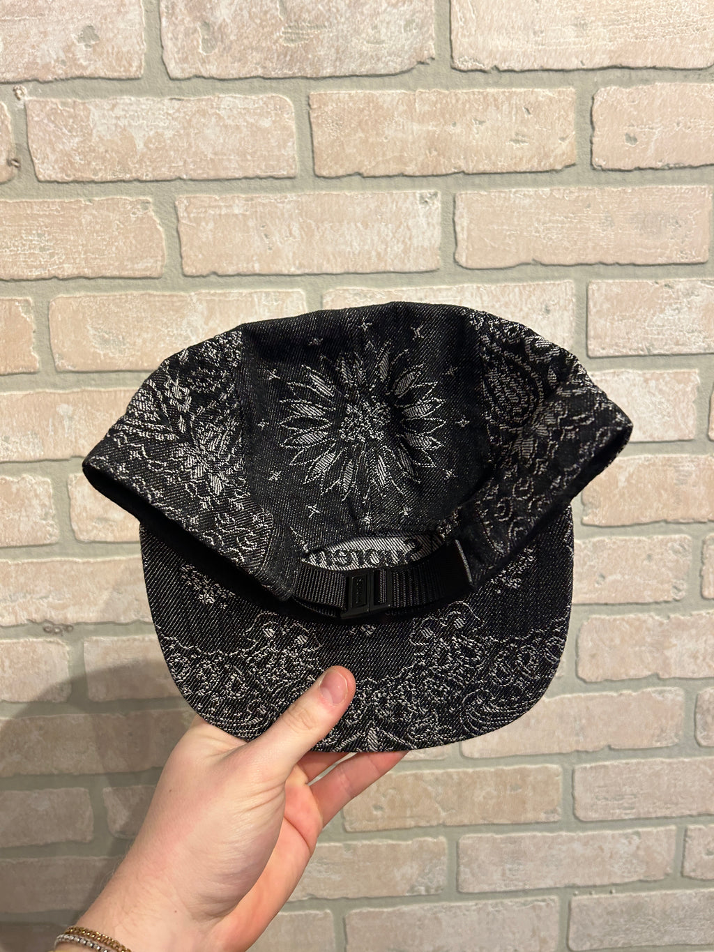 Supreme Hat
