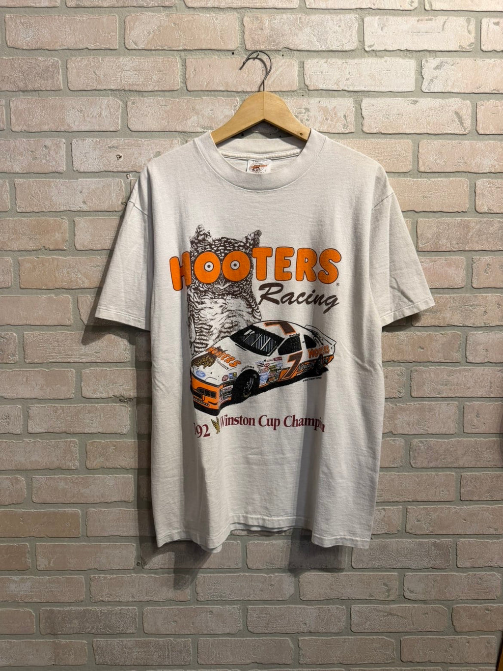 Vintage Hooters Racing Tee L