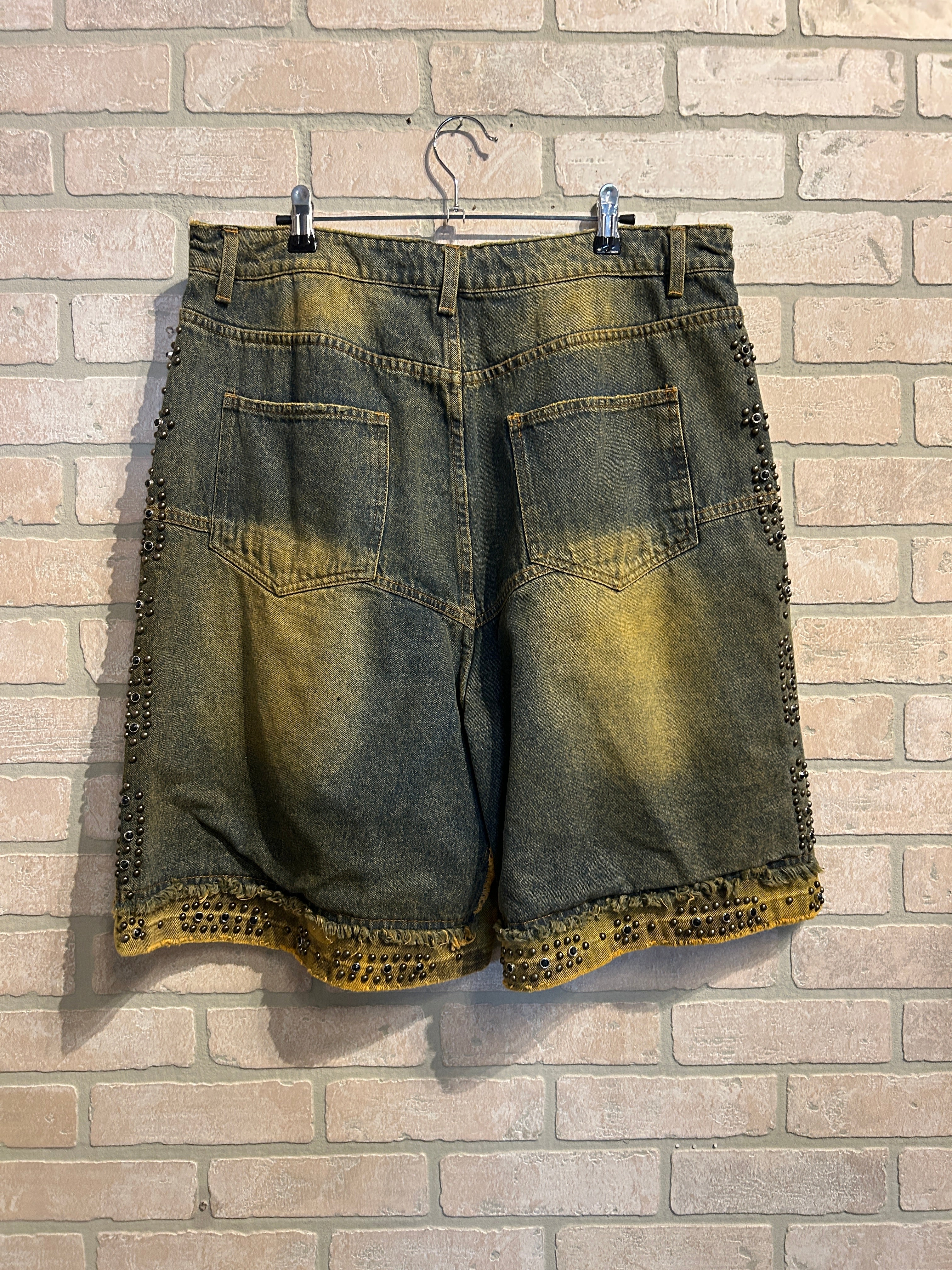 Vale Studded Jorts 32,36,38