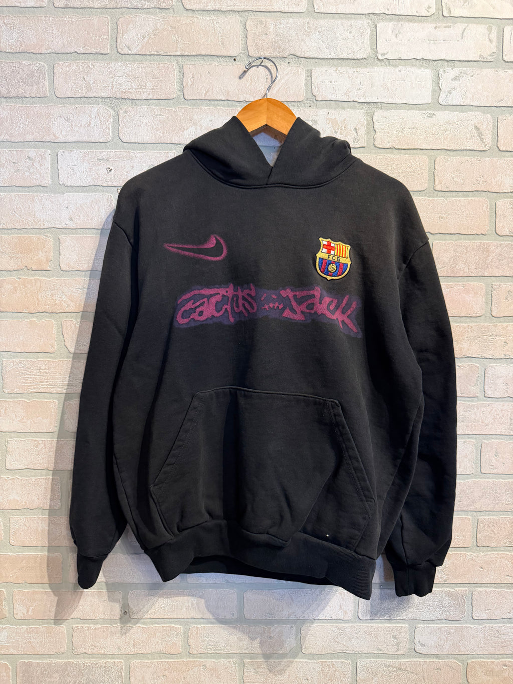 Travis Scott Barcelona Hoodie M
