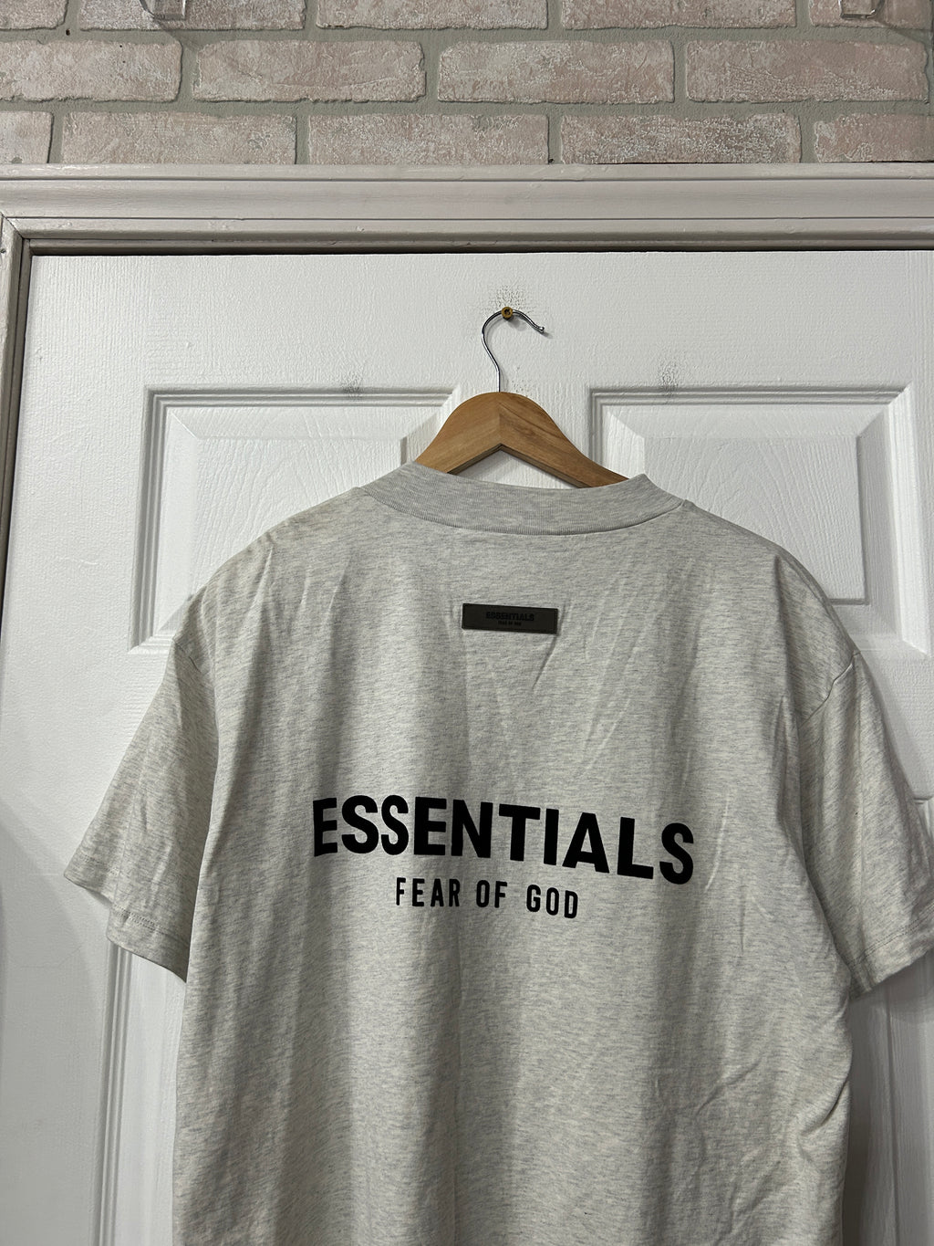 Essentials Tee S