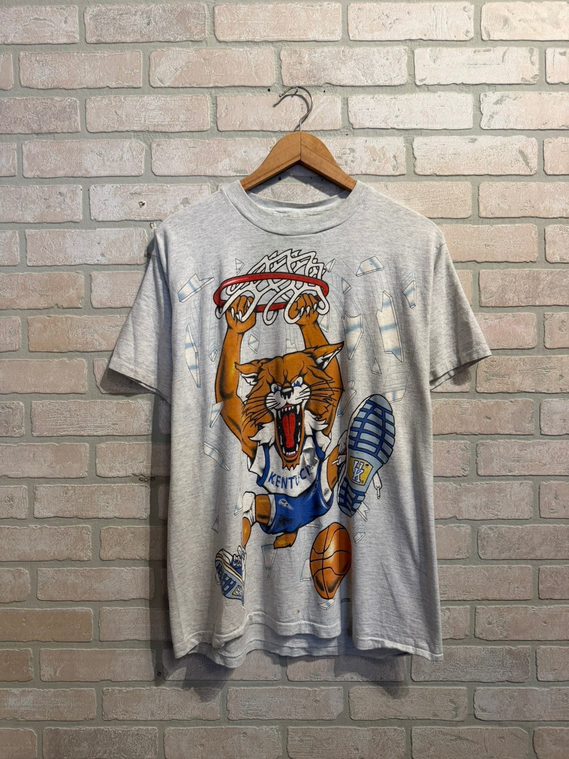 Vintage Kentucky Shattered Tee L