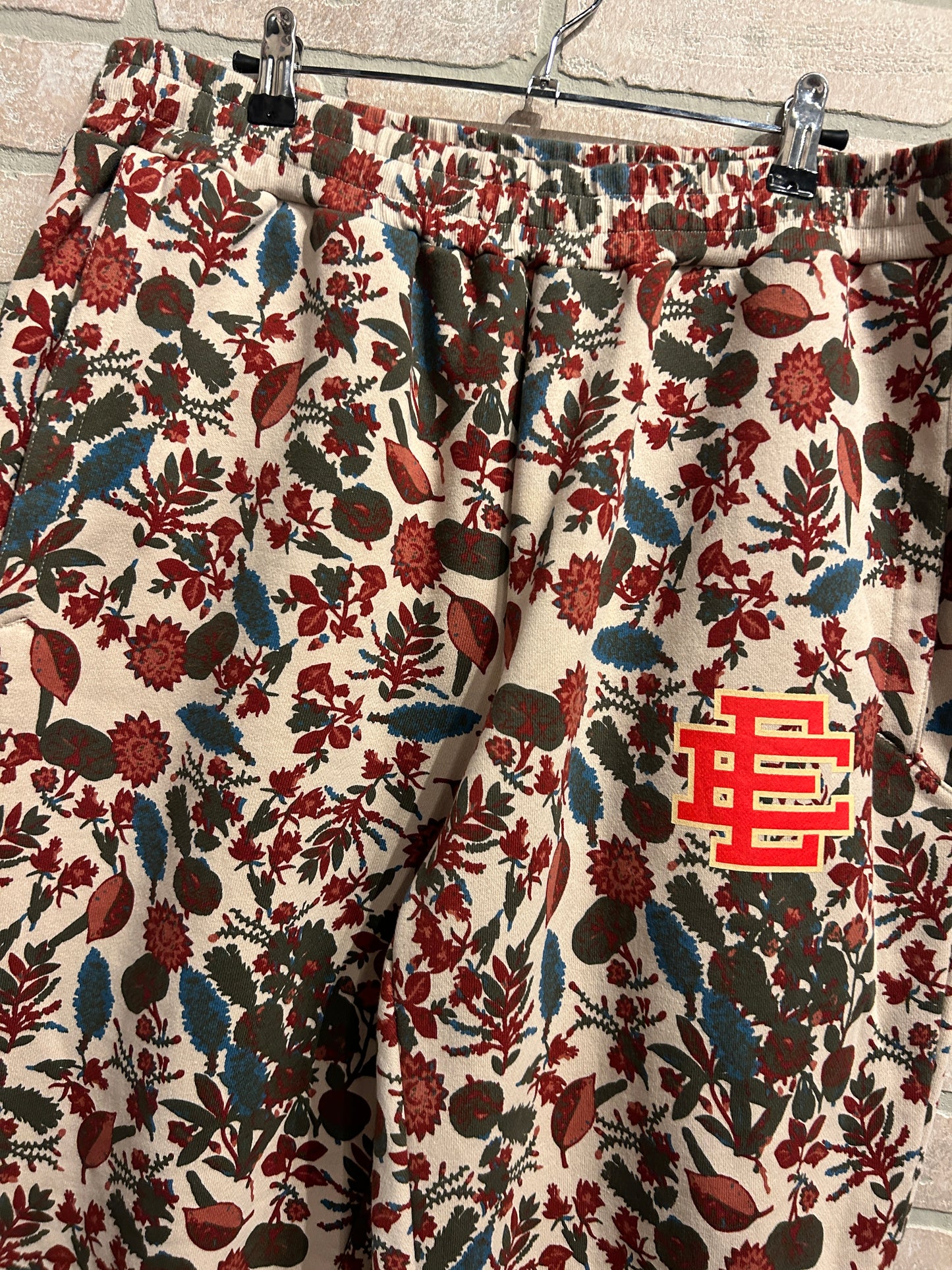 Eric Emanuel Sweatpants XL
