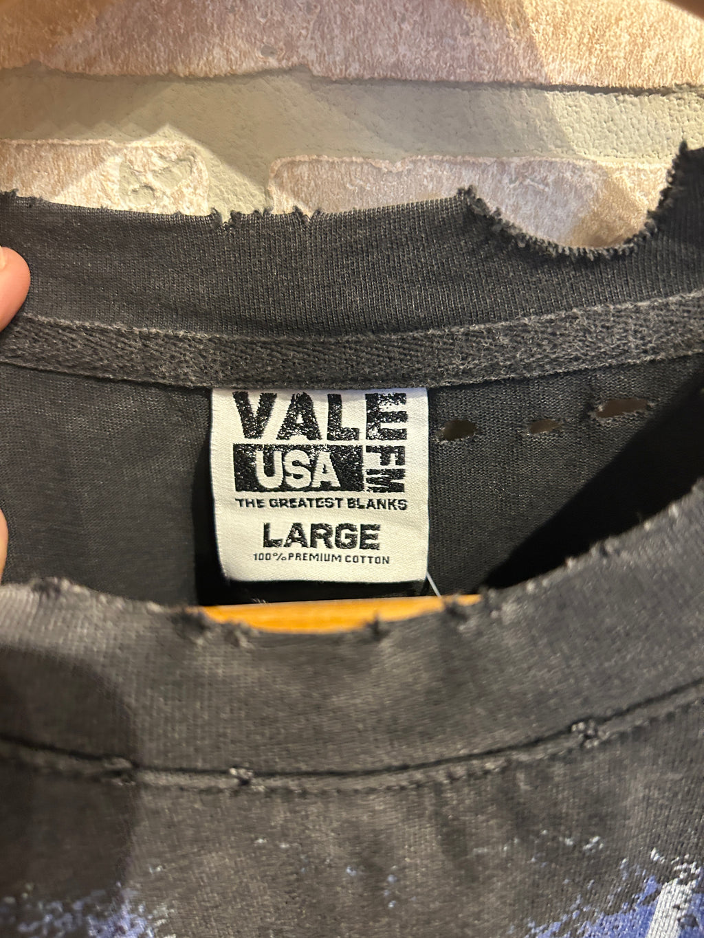 Vale Tee