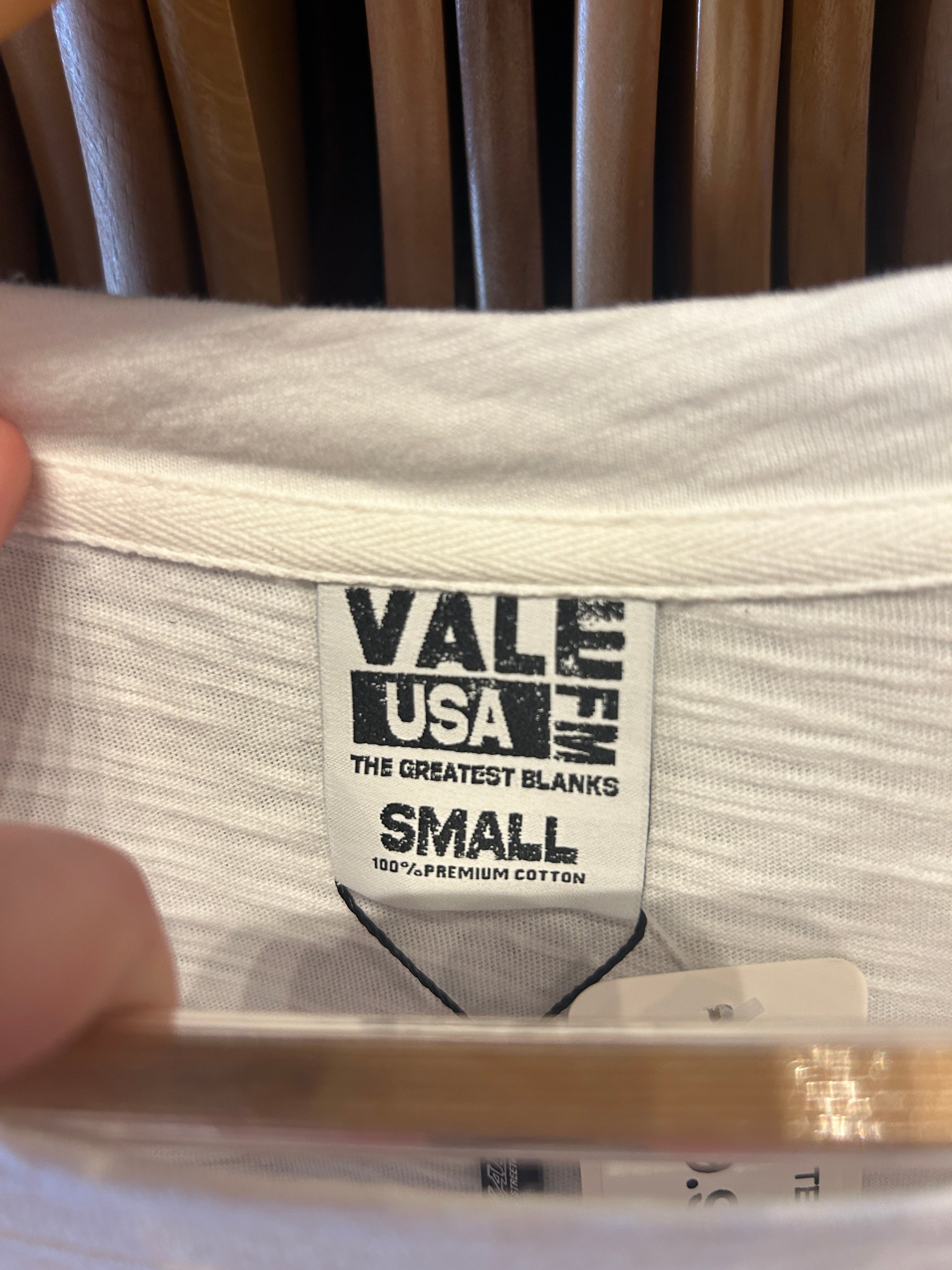 Vale Tee