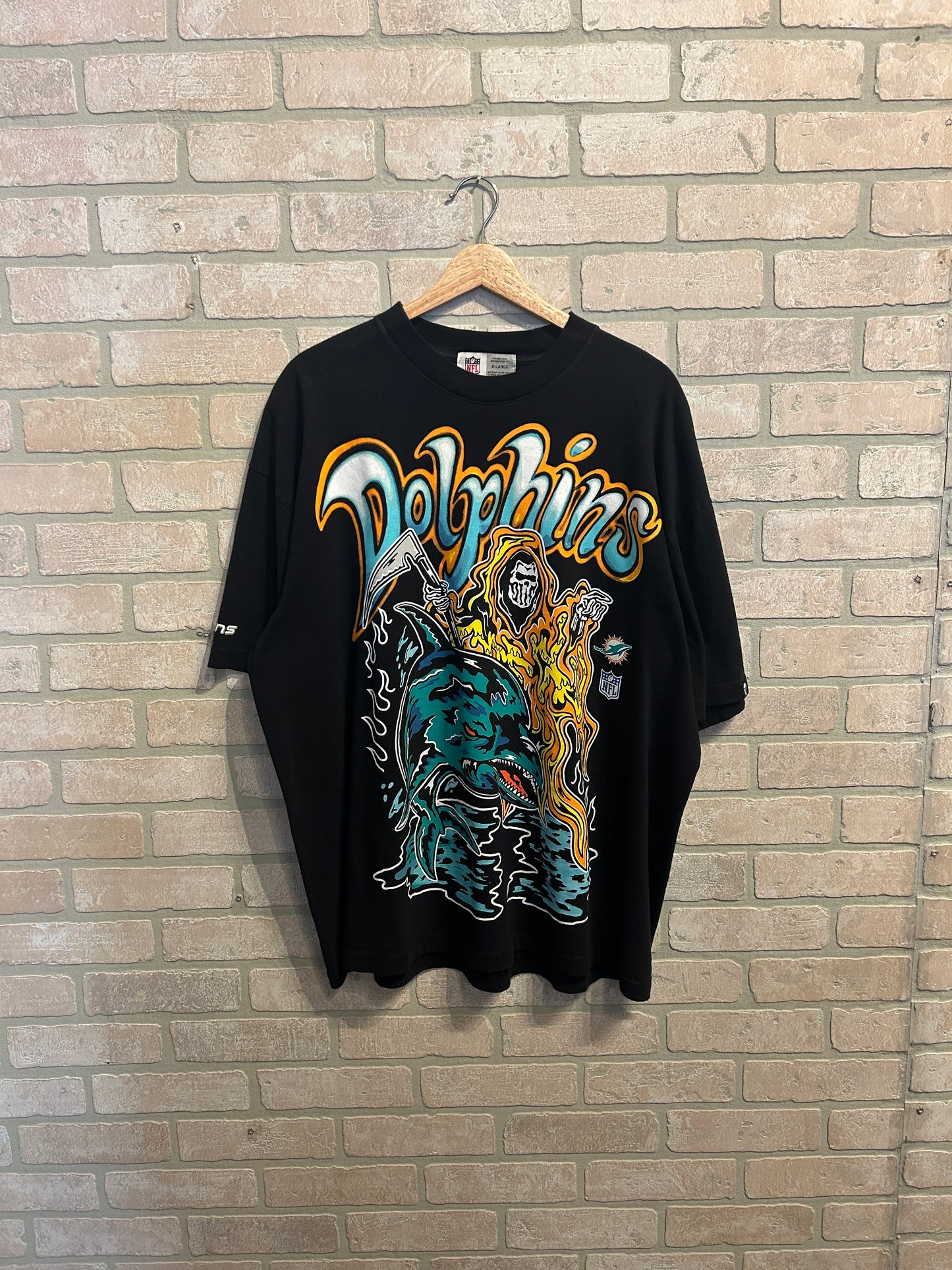 Warren Lotus Tee
