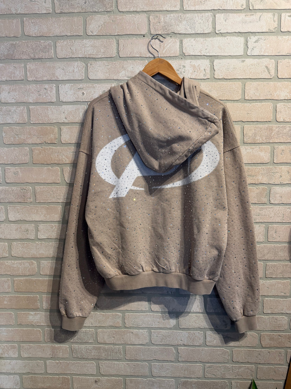 Prestige Crystal Hoodie M