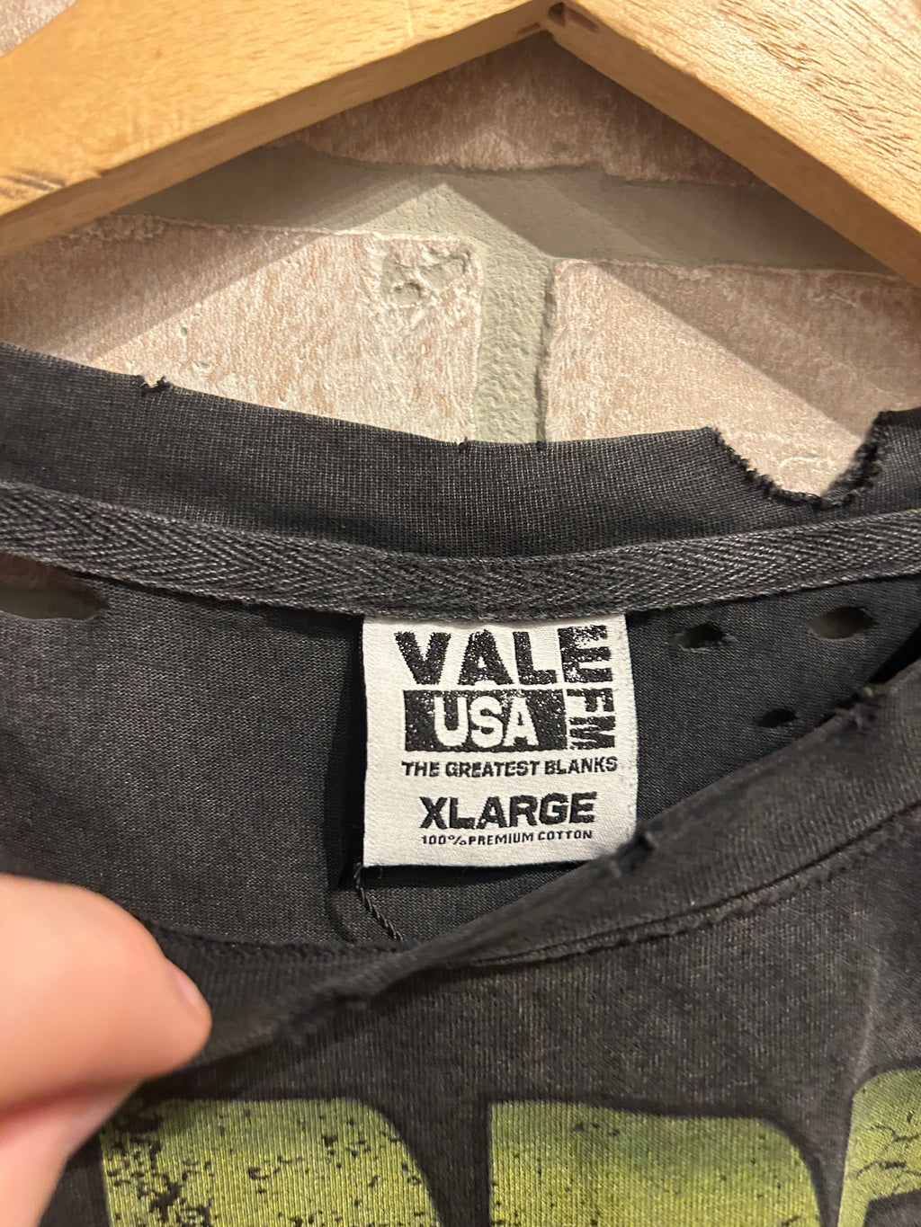 Vale Tee